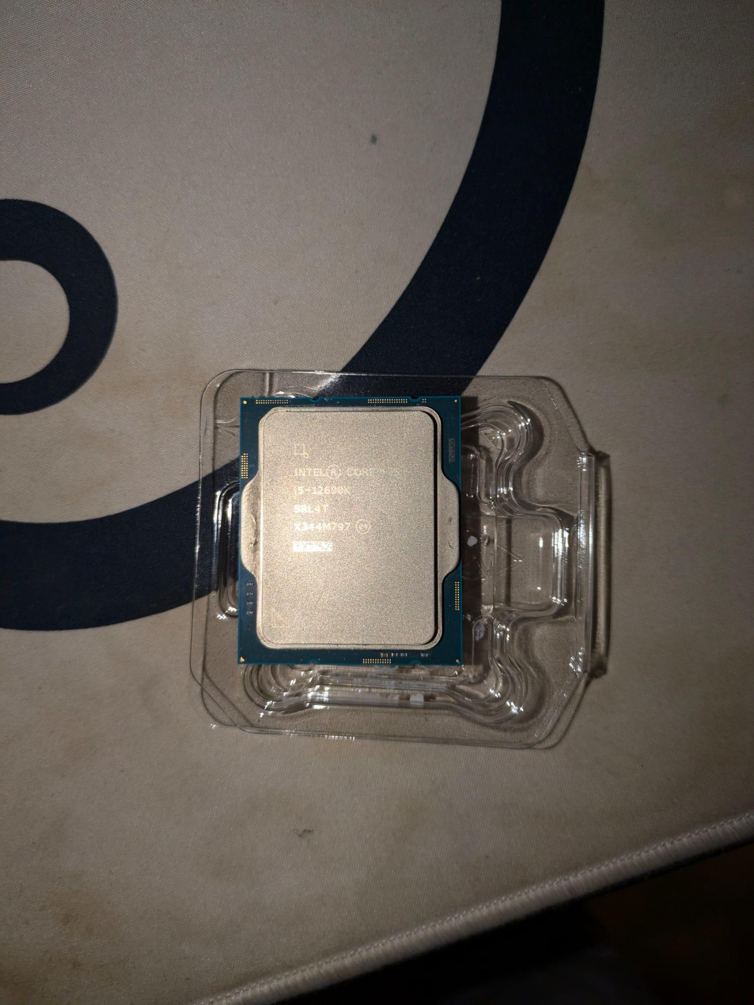 Intel I5-12600K