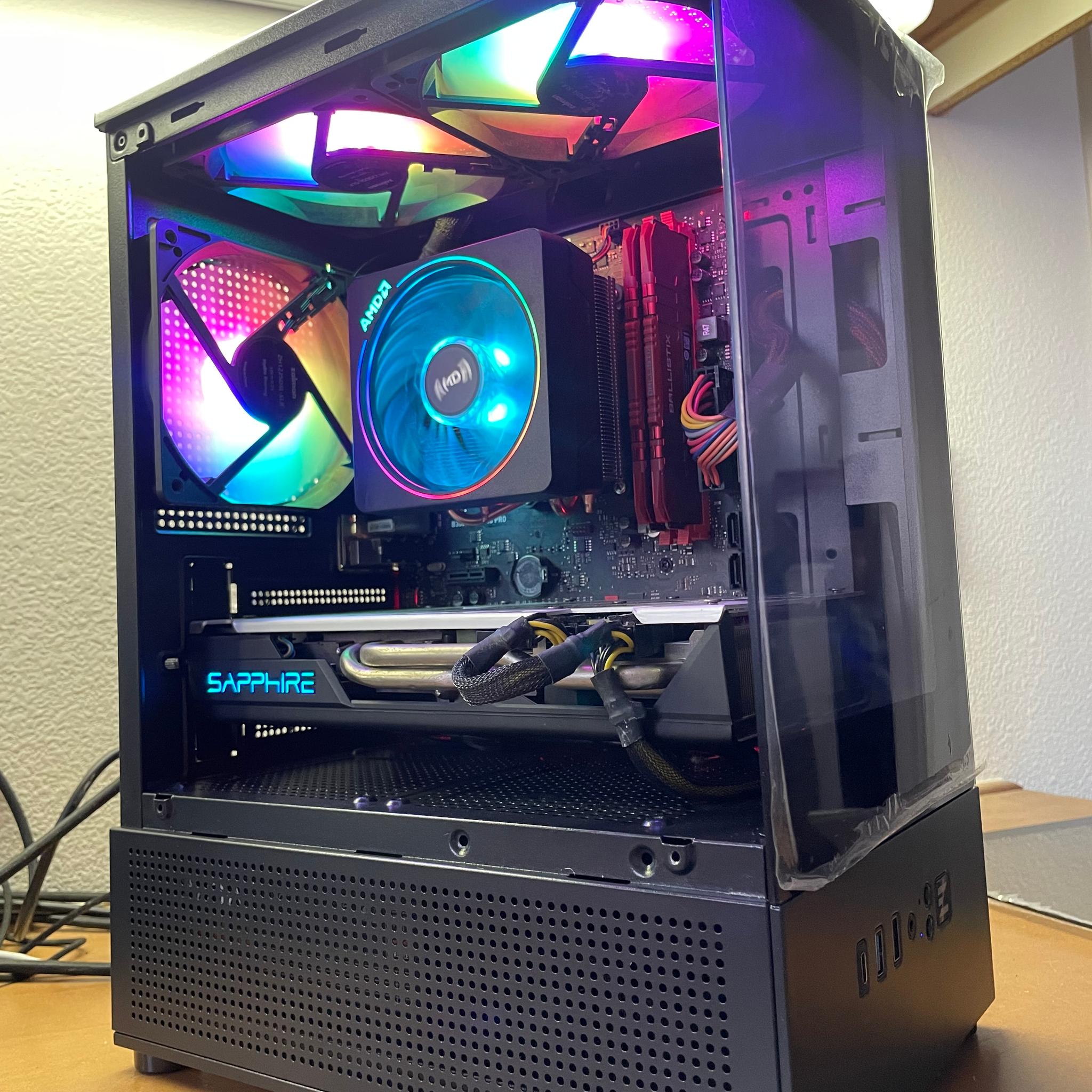 Black RGB “Mini-King” 🤴🖤 Gaming Pc