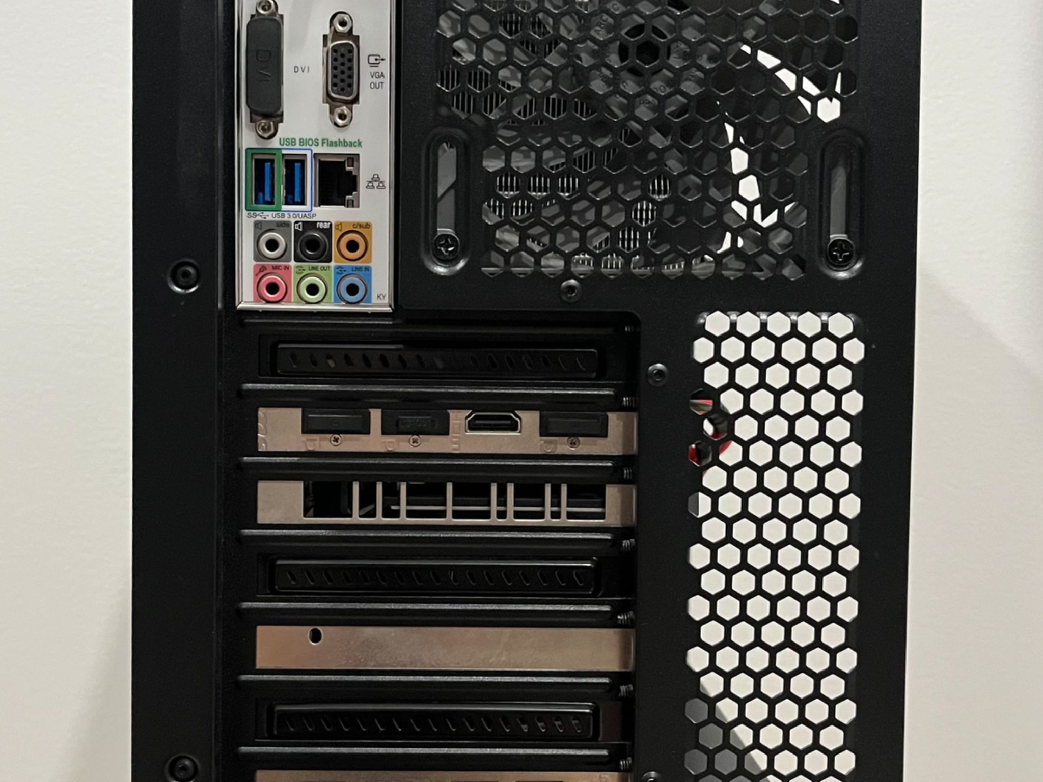 1080p Gaming PC: Intel 4th-Gen 4790k, Nvidia 1660Ti, 512GB PCI-e 3 SSD, W10 Pro