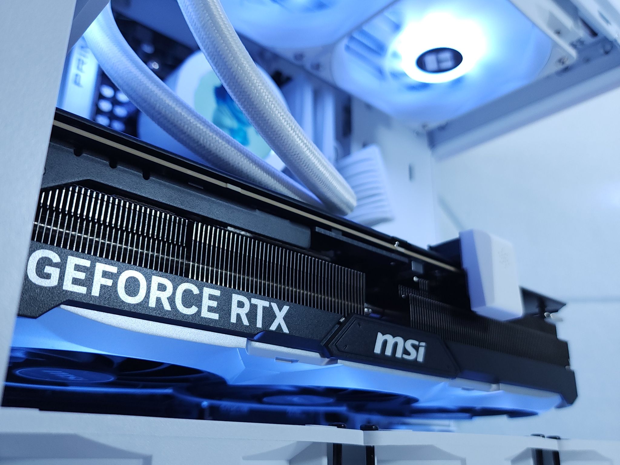 🤍RTX 4080 SUPER ● Ryzen 7 7800X3D ● 32GB 6000MHz ● 2TB NVMe Gen 4 ● 1440/4K Gaming Computer