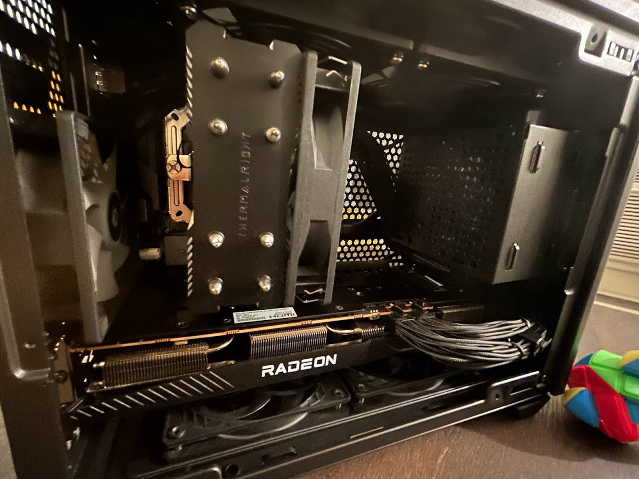 No RGB 5600 + 6700 10GB mini itx NR200
