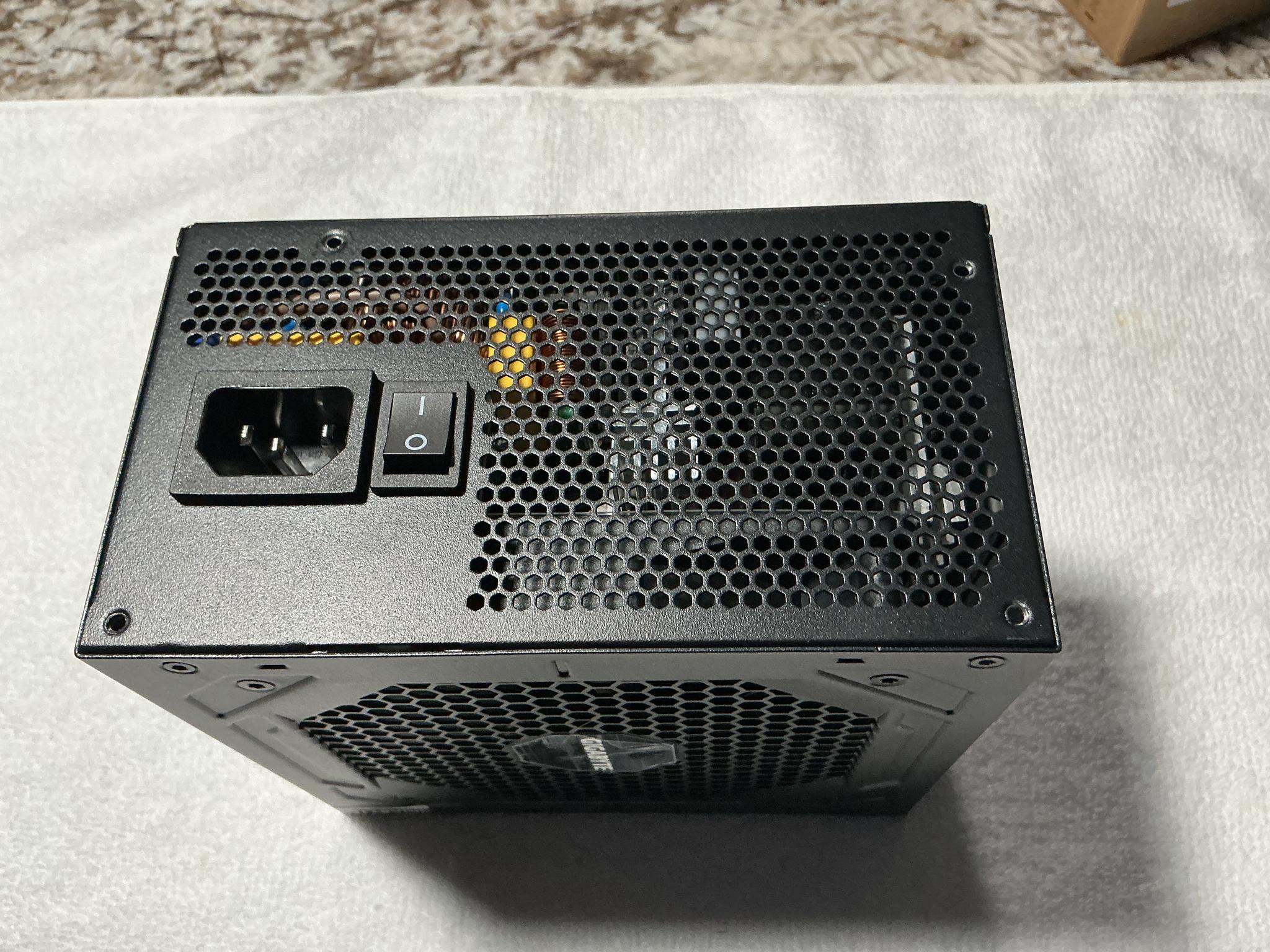 GIGABYTE P750GM - Image 4