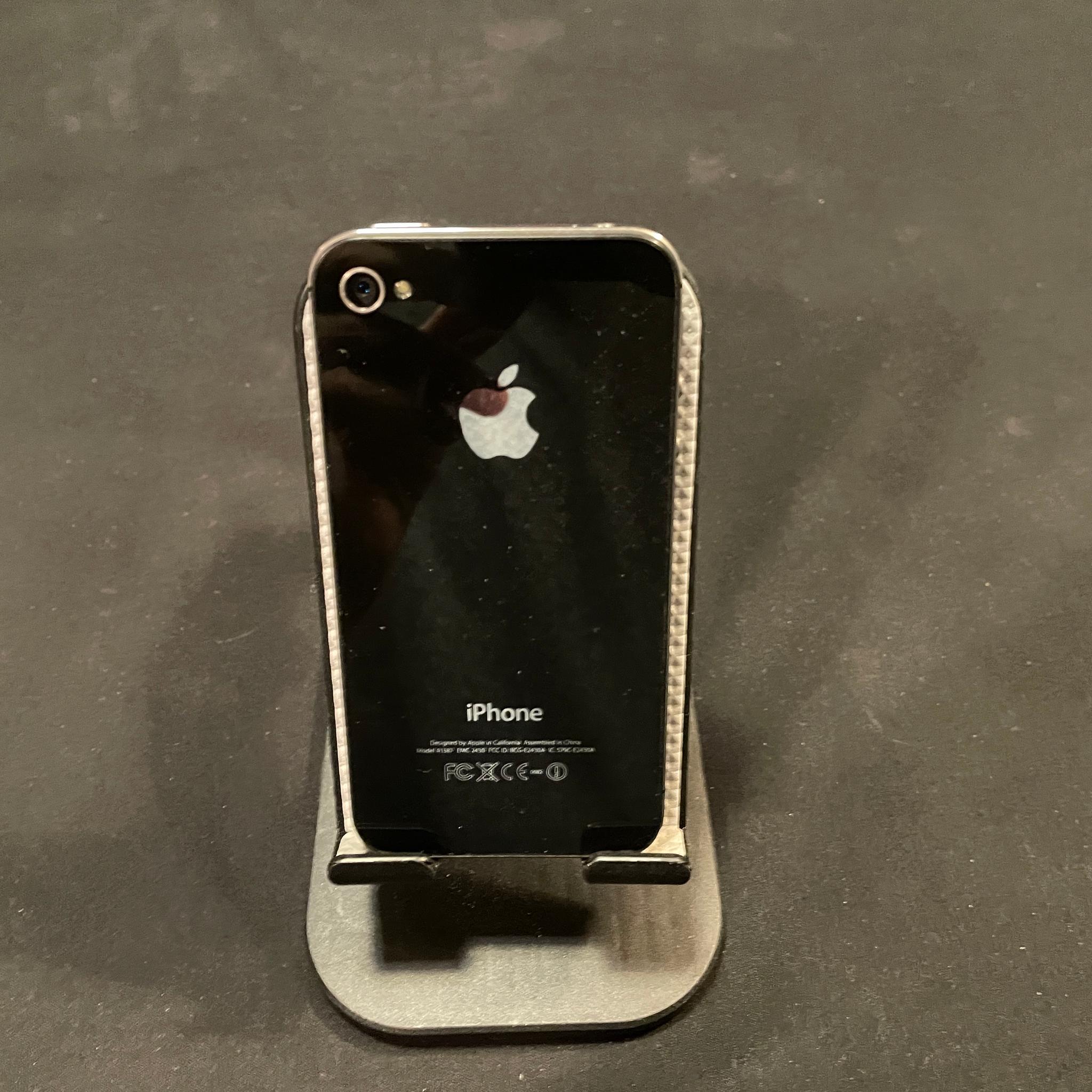 Apple iPhone 4s