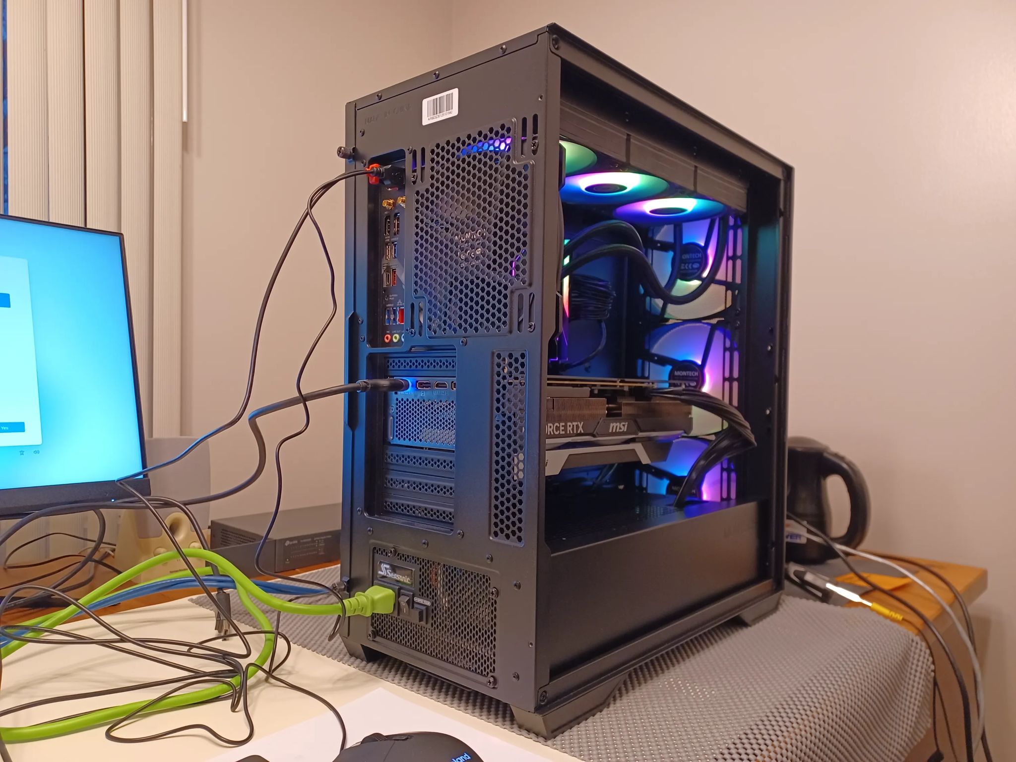 [model012unit1] 4K Gaming Mid-Tower (RTX 4080 Super + Ryzen 7 7800X3D + 64GB DDR5)