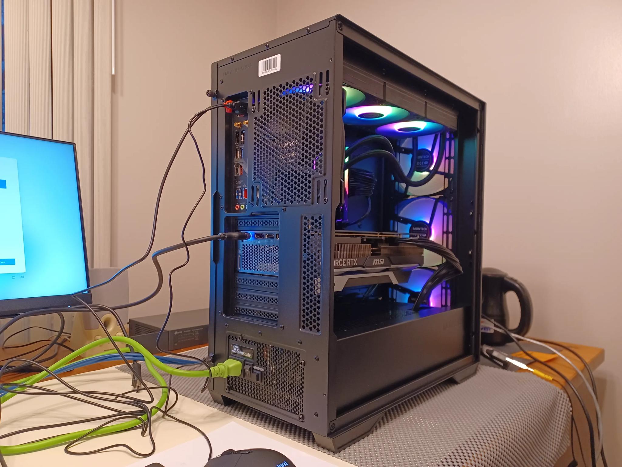 [model012unit1] 4K Gaming Mid-Tower (RTX 4080 Super + Ryzen 7 7800X3D + 64GB DDR5)