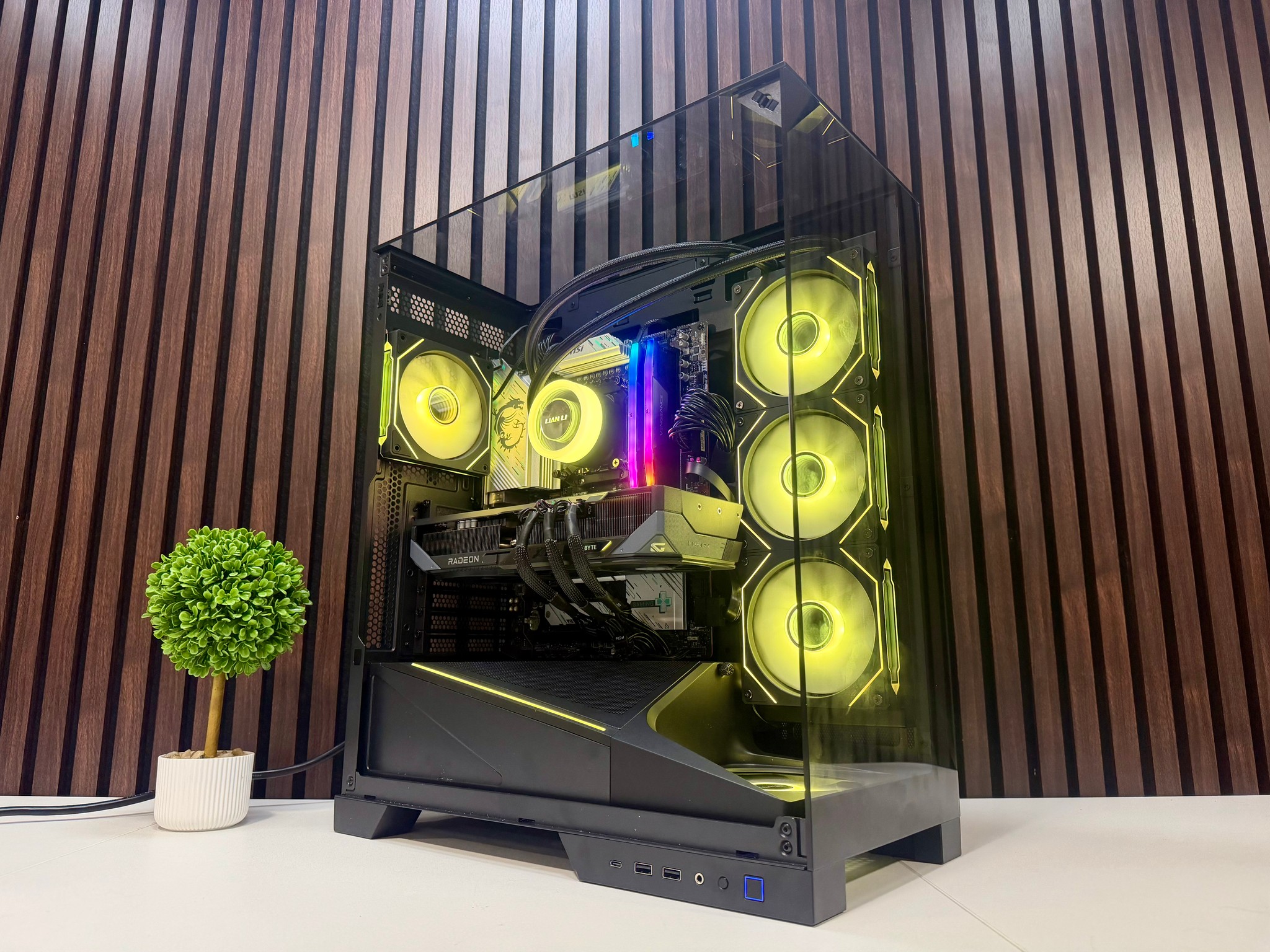 9070XT | Ryzen 9800X3D | 32GB DDR5 | 2 TB M.2 | 1000W Gold PSU | ARGB Fans | Windows 11