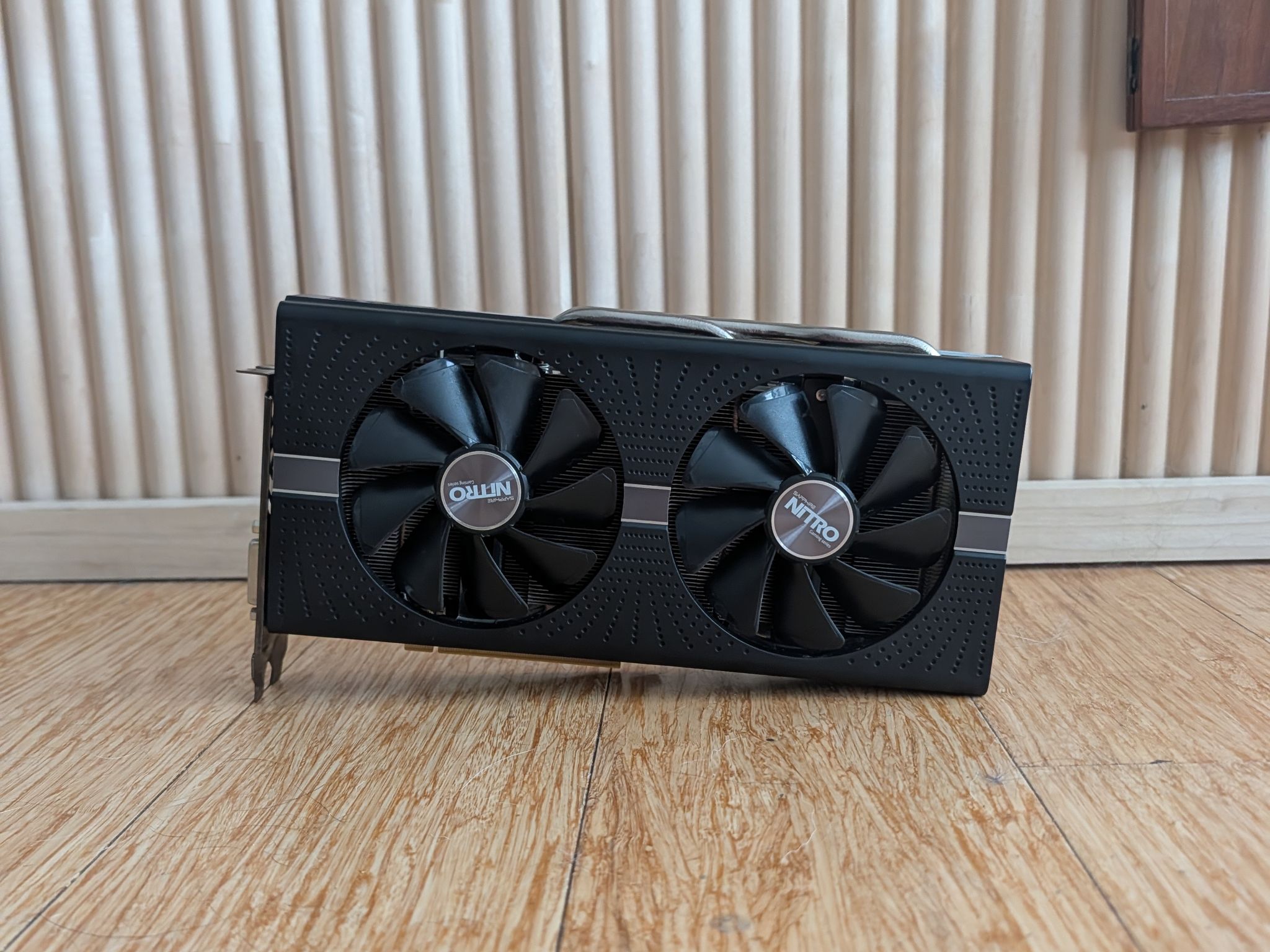 SAPPHIRE NITRO Radeon RX 580 4GB