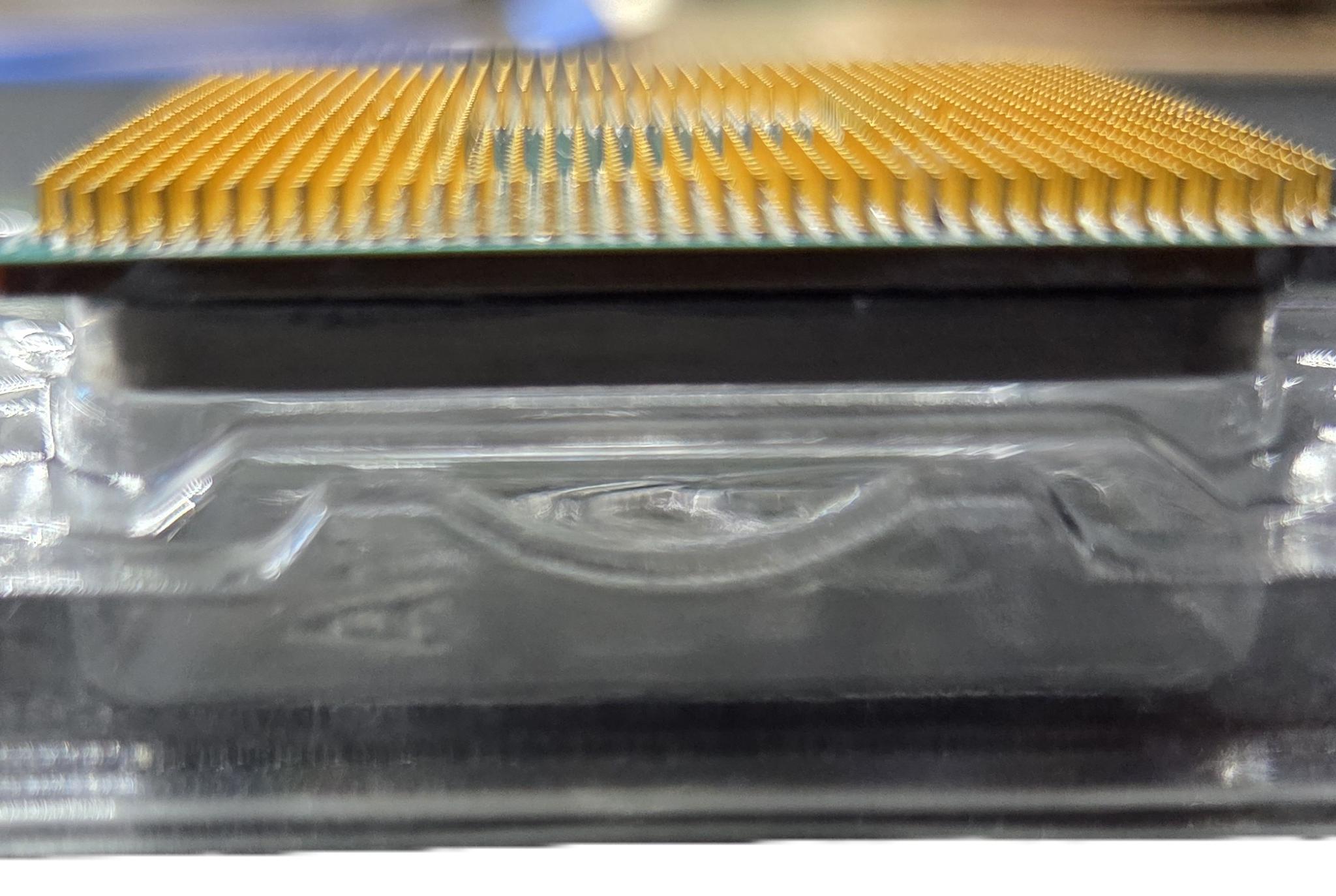 AMD Ryzen 7 2700X with Forza DDR4 2X8GB (16GB) RAM