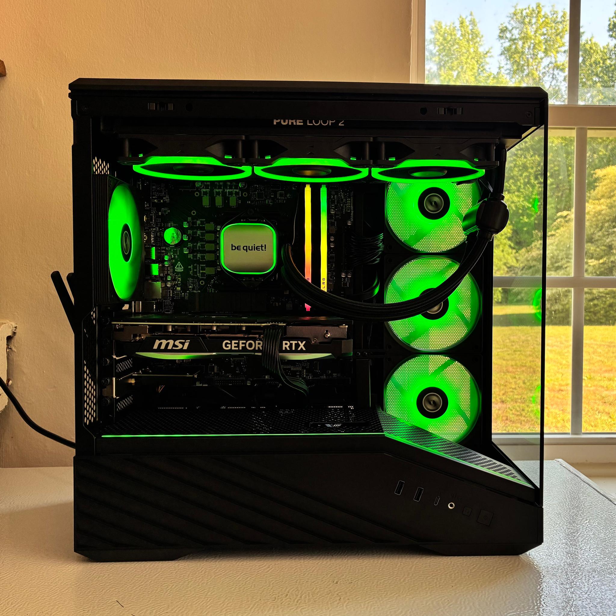 4070 Super | 14600K | 32GB RAM | 750W Power Supply | 1TB SSD | 360mm AIO | Gaming PC