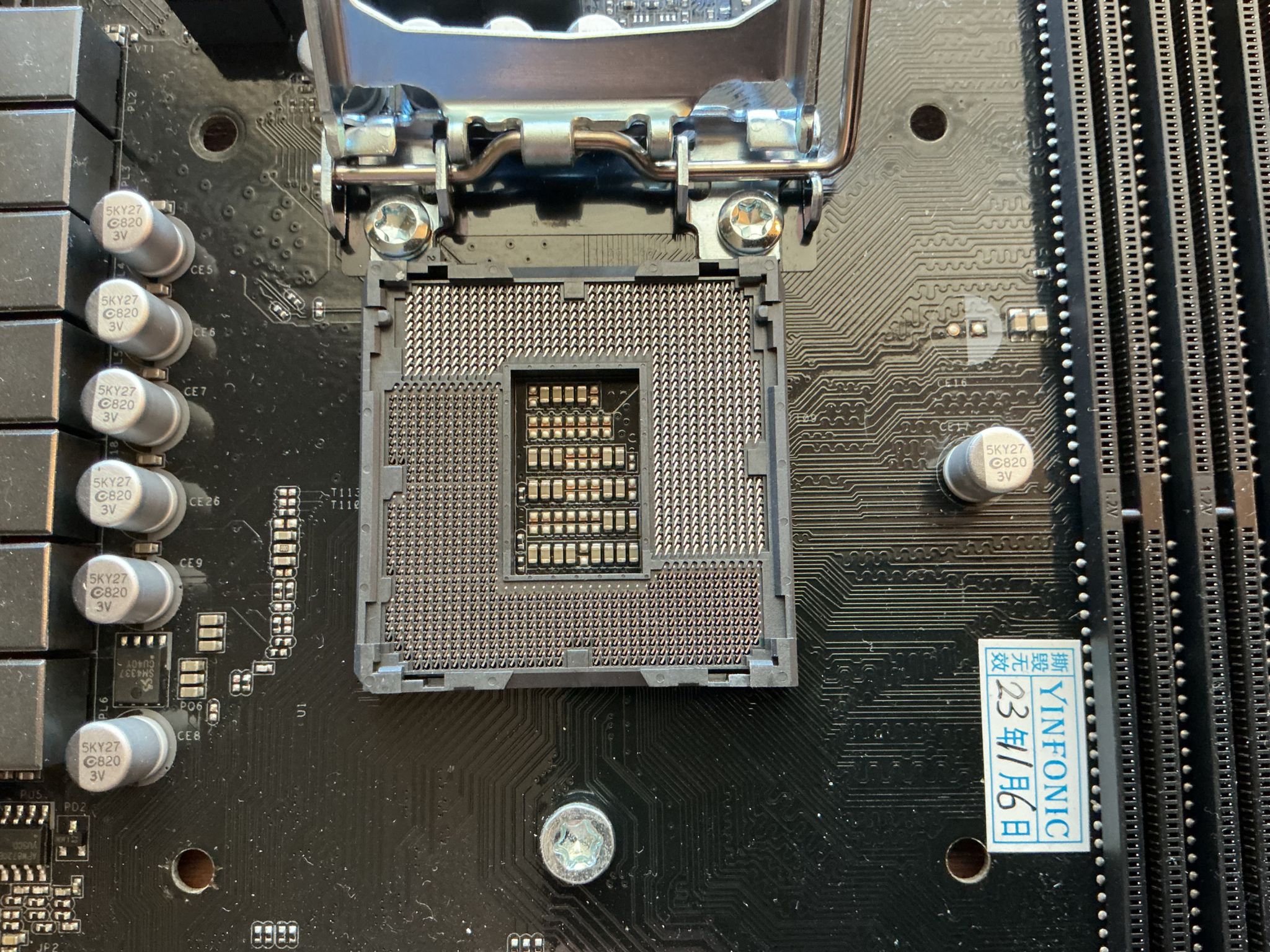 Asrock z370 Motherboard/Celeron/8gb RAM/cooler/Bluetooth & WiFi