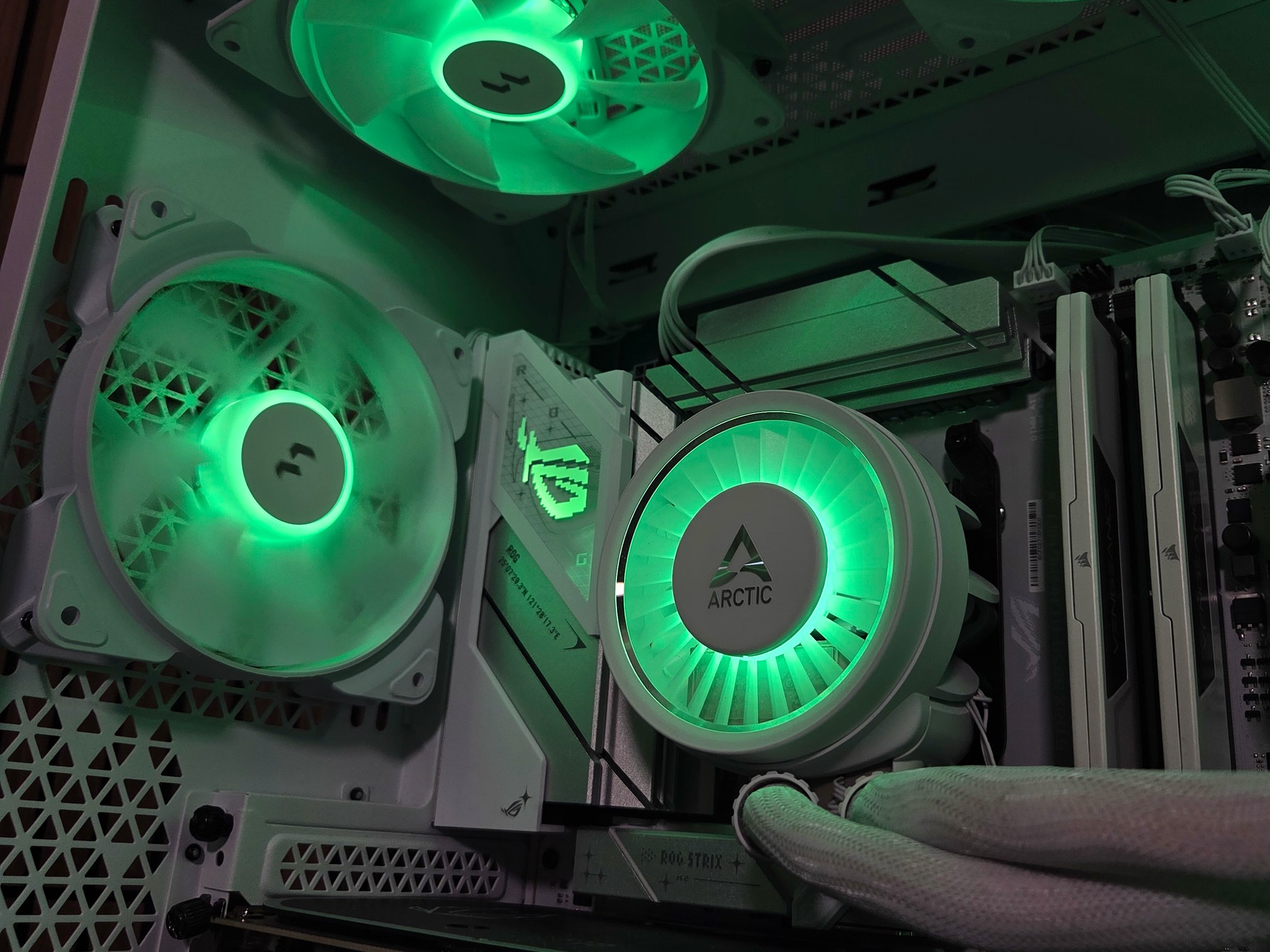 4K Gaming PC | 7800X3D | RTX 4070TI super 16GB | 32GB DDR5 | 1TB NVME | WIFI | Windows 11