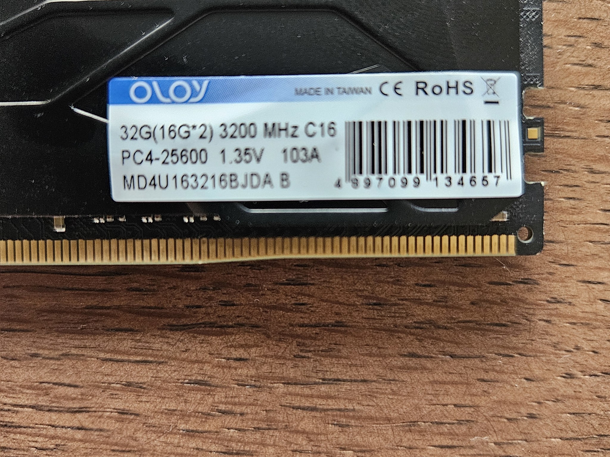 OLOY 32gb 3200mhz (2x16) black