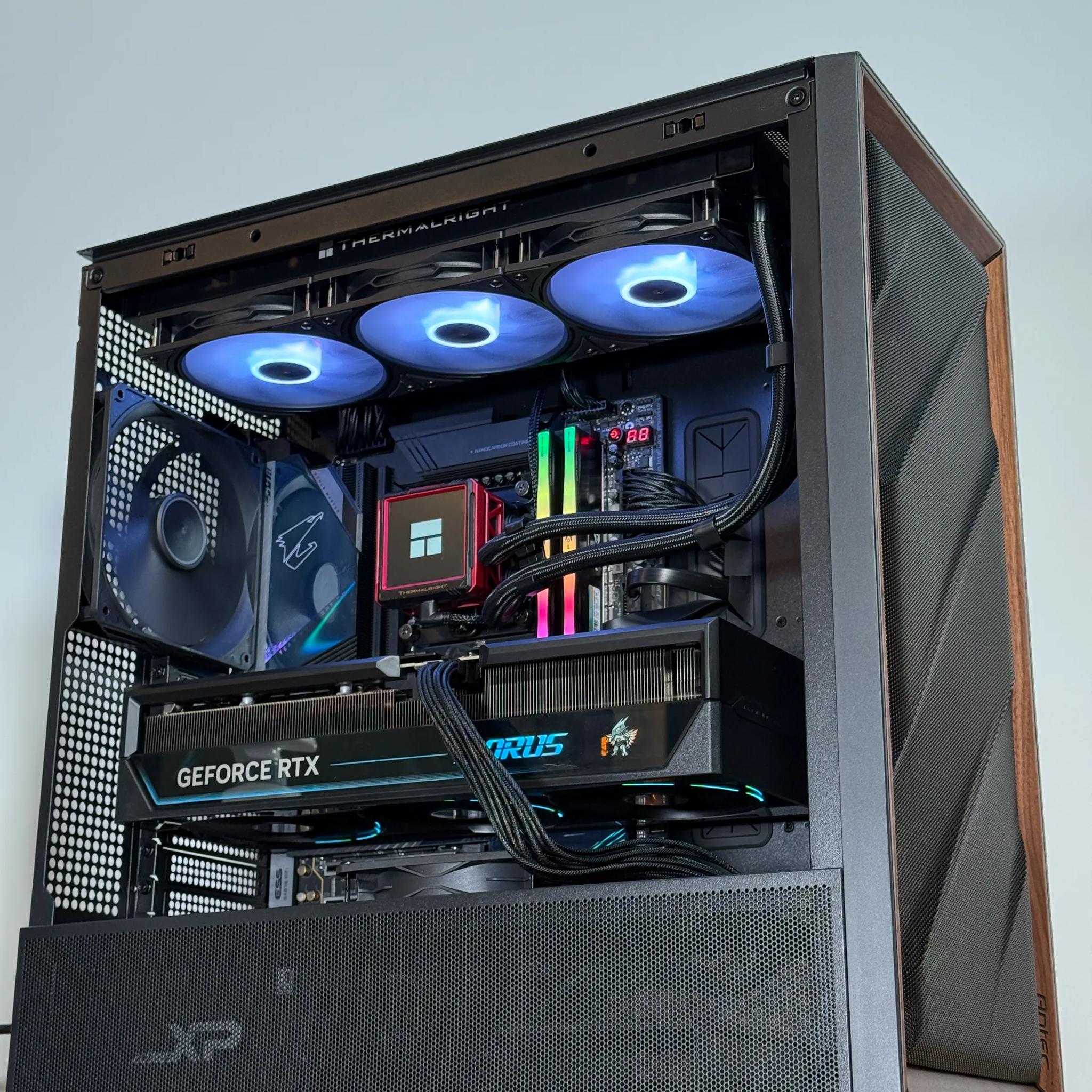 Intel Core i9 14900k RTX 5090 Gaming PC