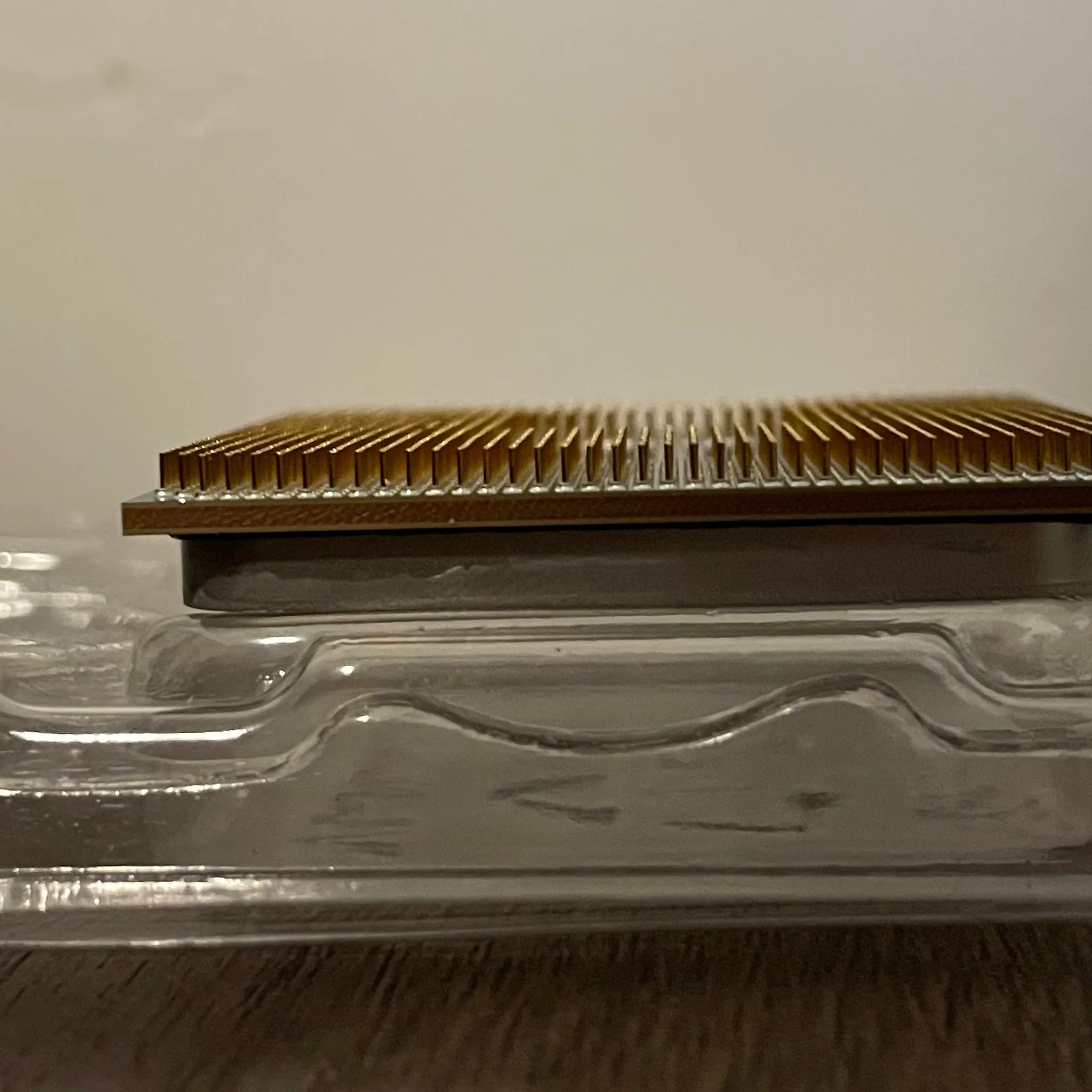 AMD Ryzen R9 3900X 12c/24t CPU