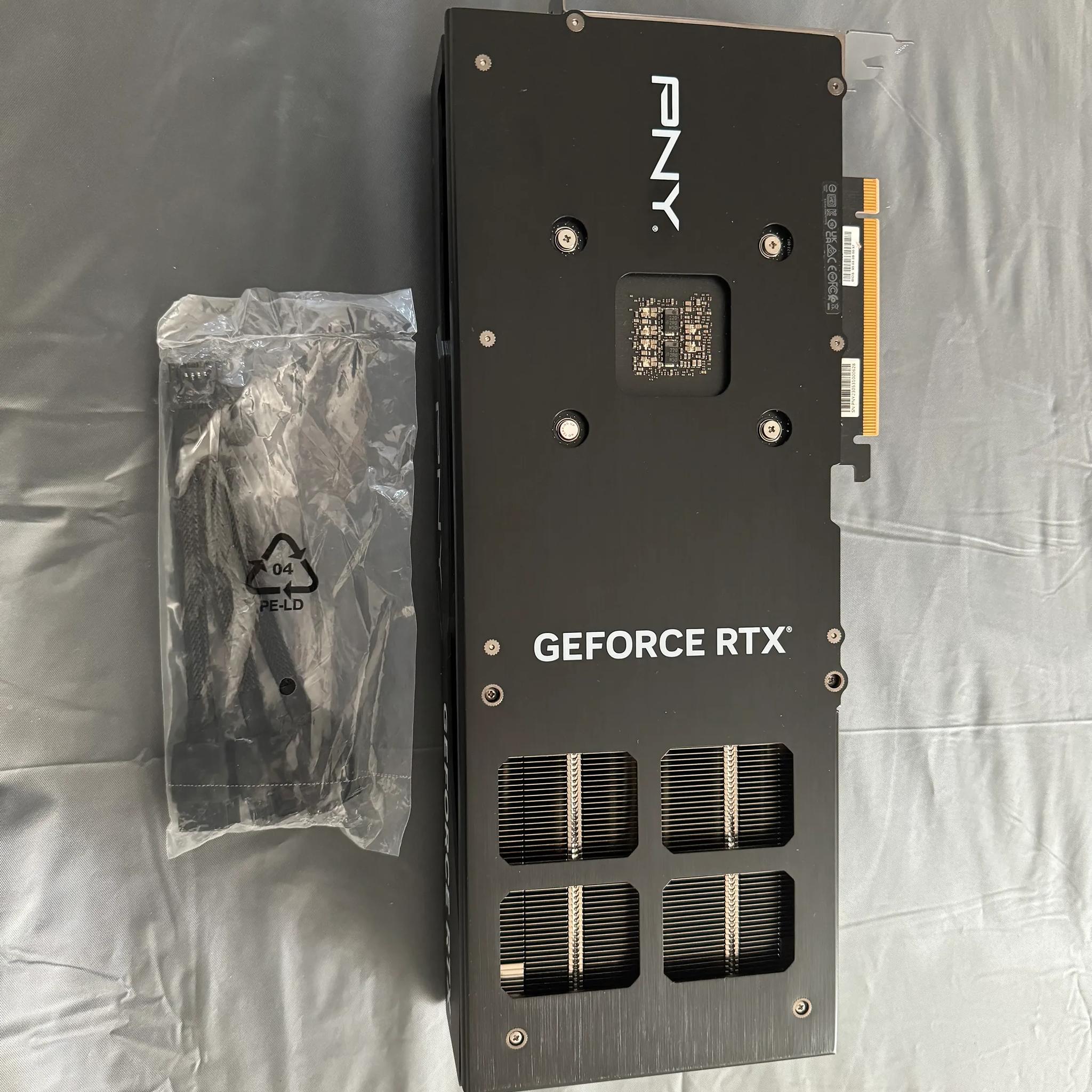 PNY GeForce RTX 4080 VERTO 3-Fan 16 GB GDDR6X PCIe 4.0 x16 Graphics card