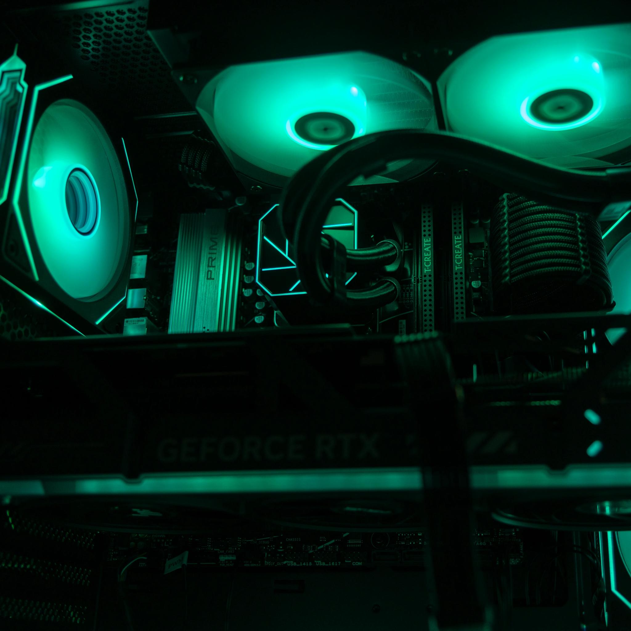 🐉 Eragon 🐉 RTX 5080 / AMD R7 7700X / 2TB NVME / 32GB DDR5 RAM / 240 AIO / Windows 11 Pro