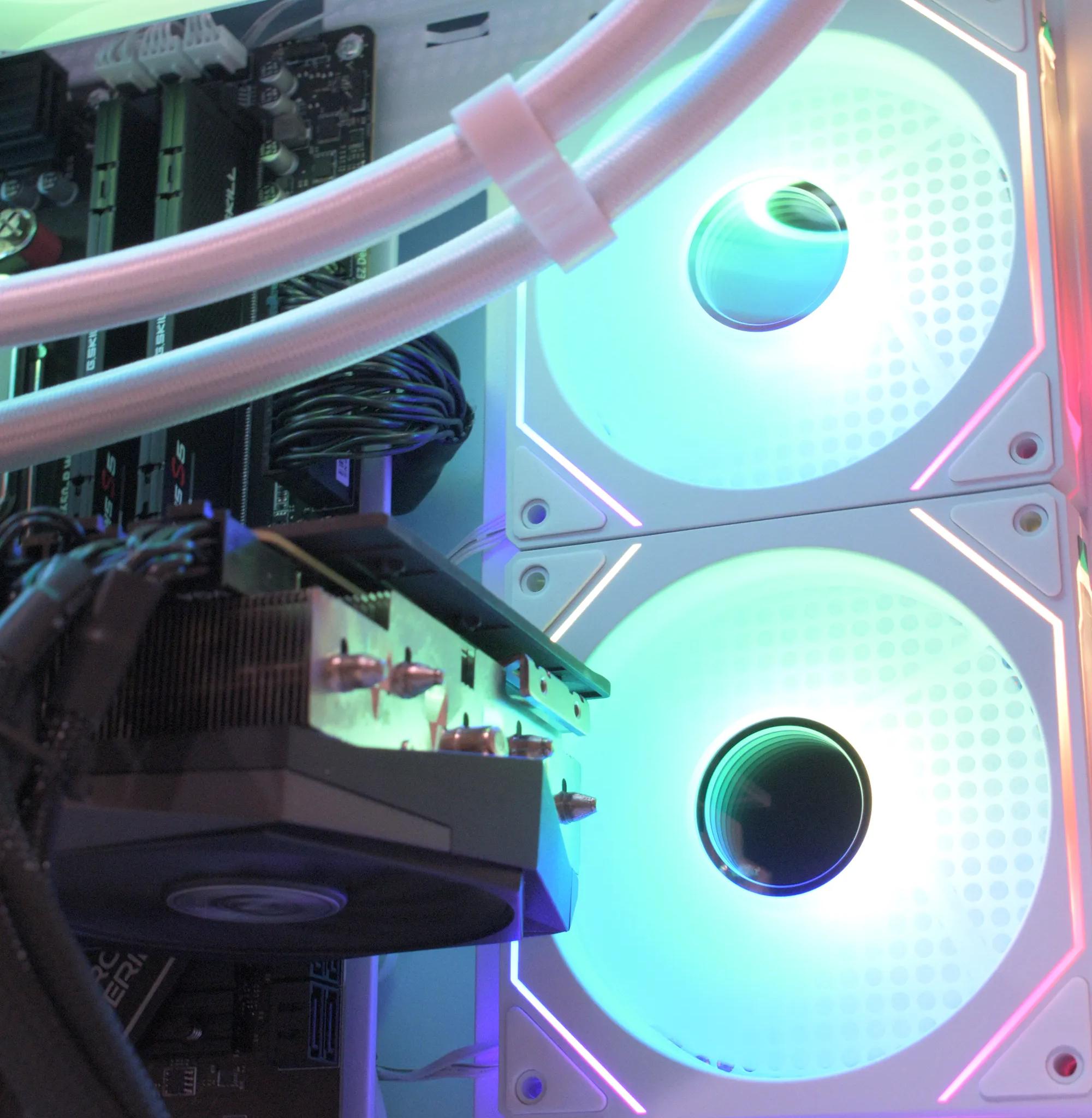 Gaming PC | Ryzen 7 7700 | RTX 3080 10GB | 32GB DDR5 | 1TB nVME SSD | 1440p White Gaming PC RGB