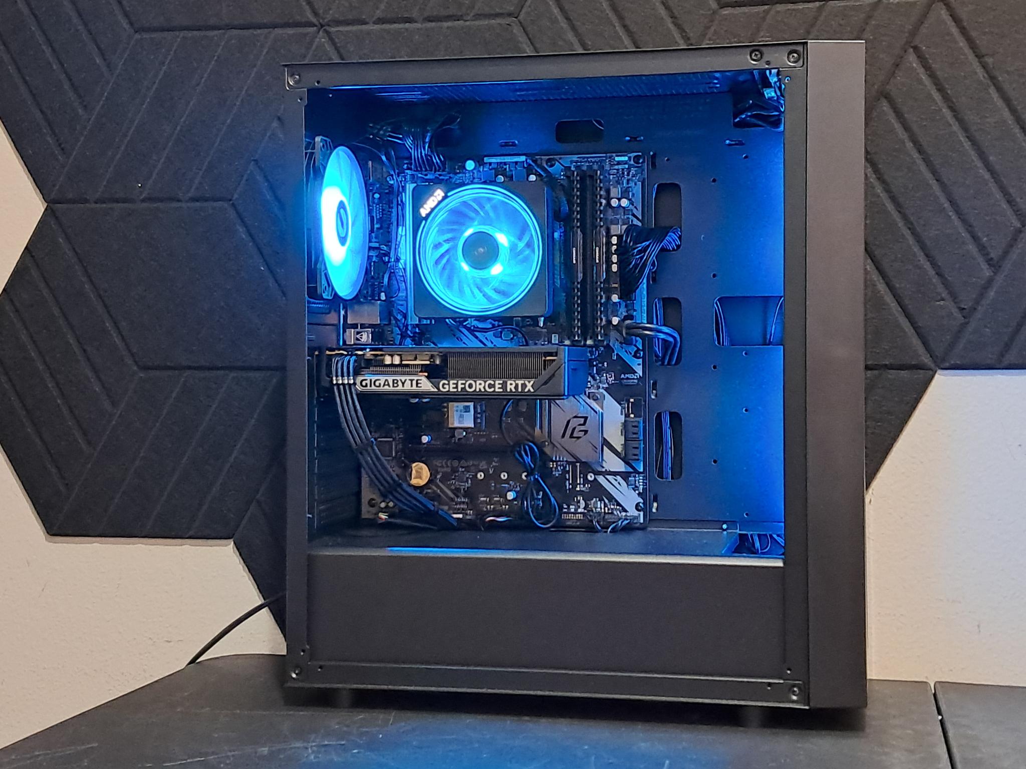 ⚔️Custom RTX Gamer⚔️RTX 5060 | Ryzen5 3600 | 16GB Corsair DDR4 | 1TB SSD | WiFi!