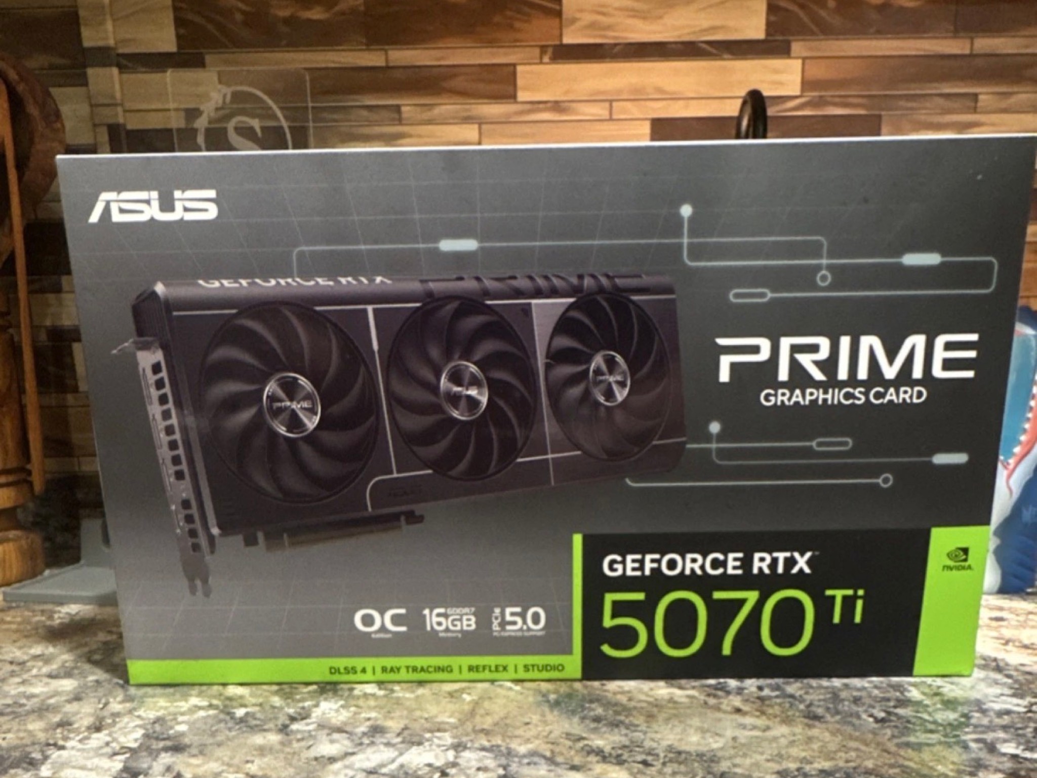 PNY GeForce RTX 5070 Ti OC Triple Fan