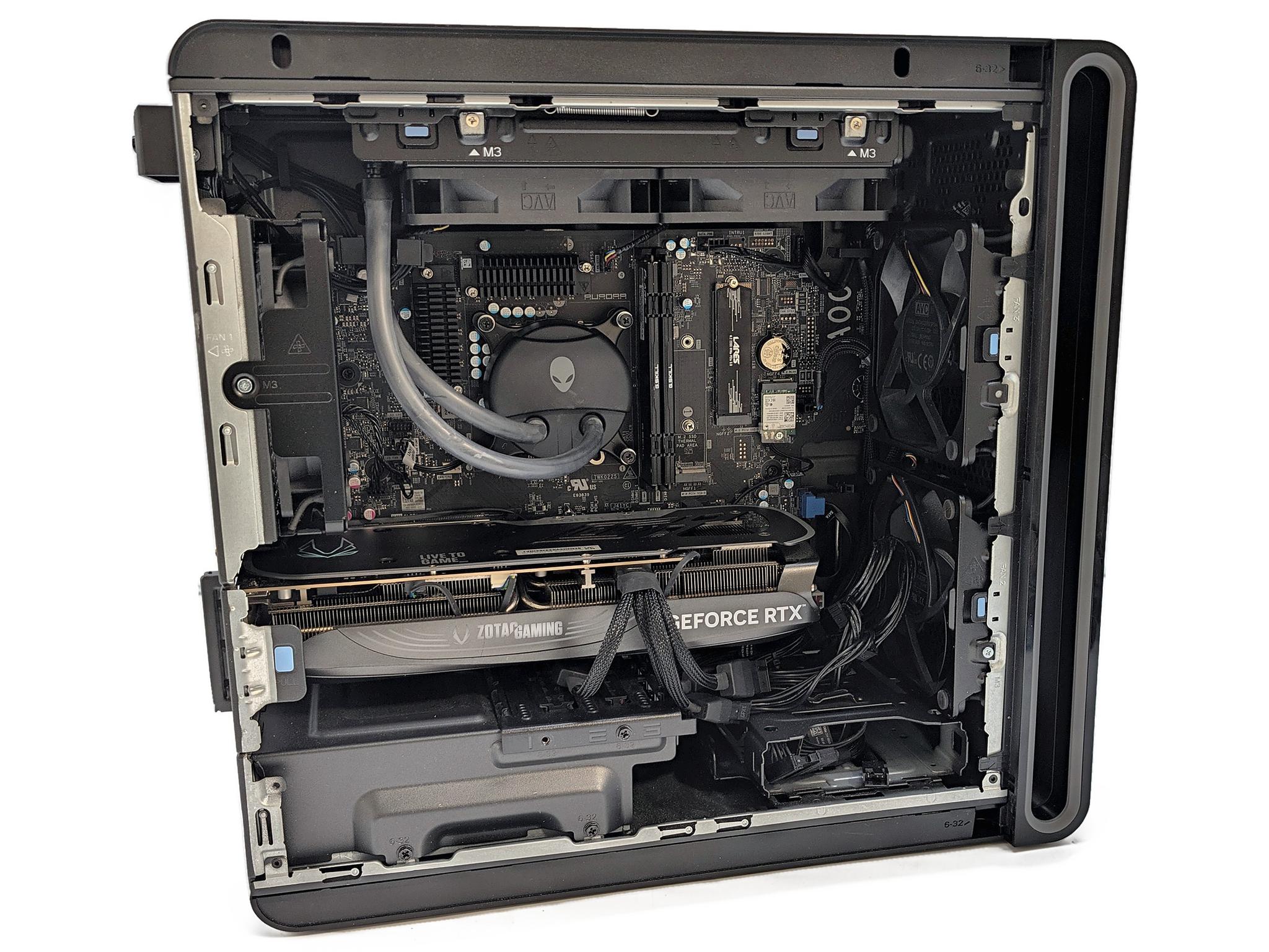 Alienware Aurora R16 – Core i9-14900KF | RTX 4080 Super 16GB | 64GB DDR5 | 2TB NVMe | 1000W Platinum