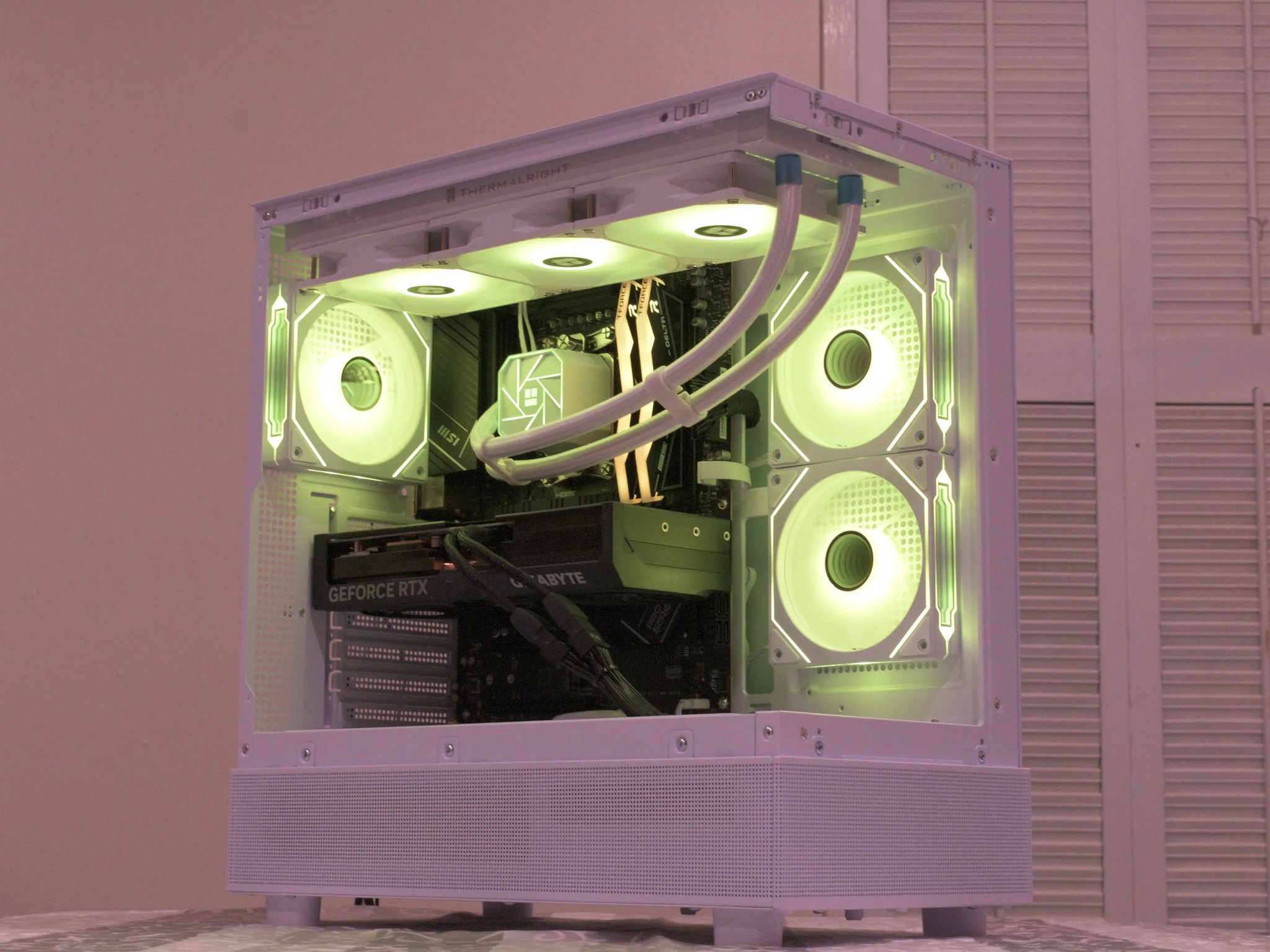 Gaming PC | Ryzen 7 7700X | RTX 4070ti 12GB | 32GB Ram DDR5 | 1TB nVME SSD | 1440p White Gaming PC