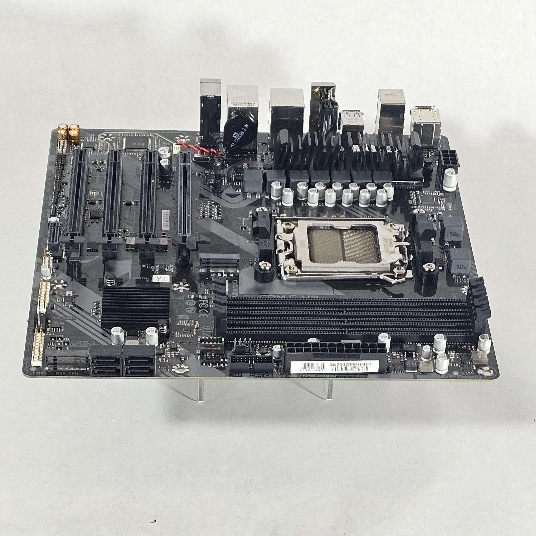 Gigabyte B650M C V3 AM5 DDR5 mATX Motherboard