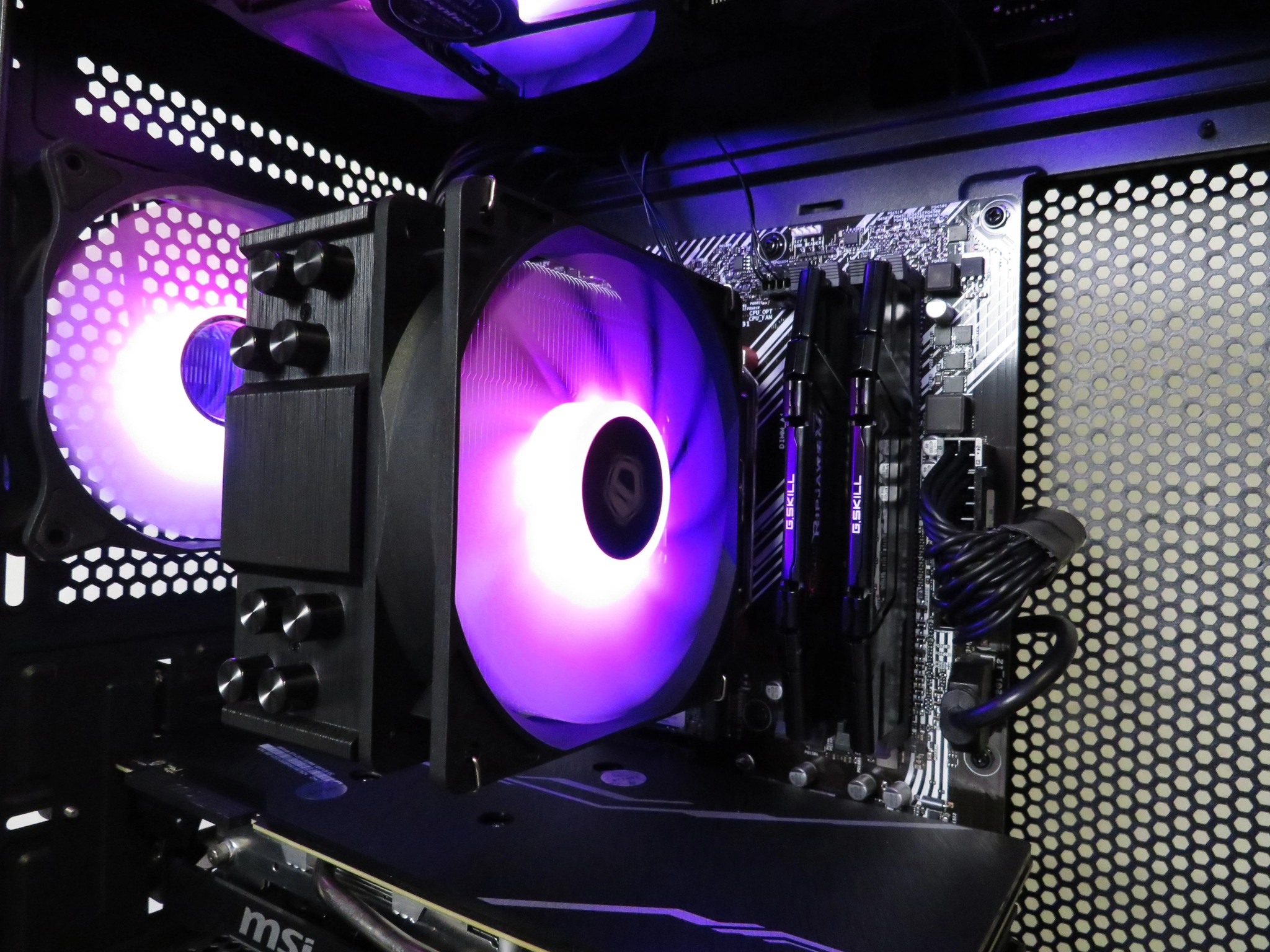 SuperX Performance: Ryzen 5 3600X + RTX 2070 Super + 32 GB DDR4 + 1 TB NVME
