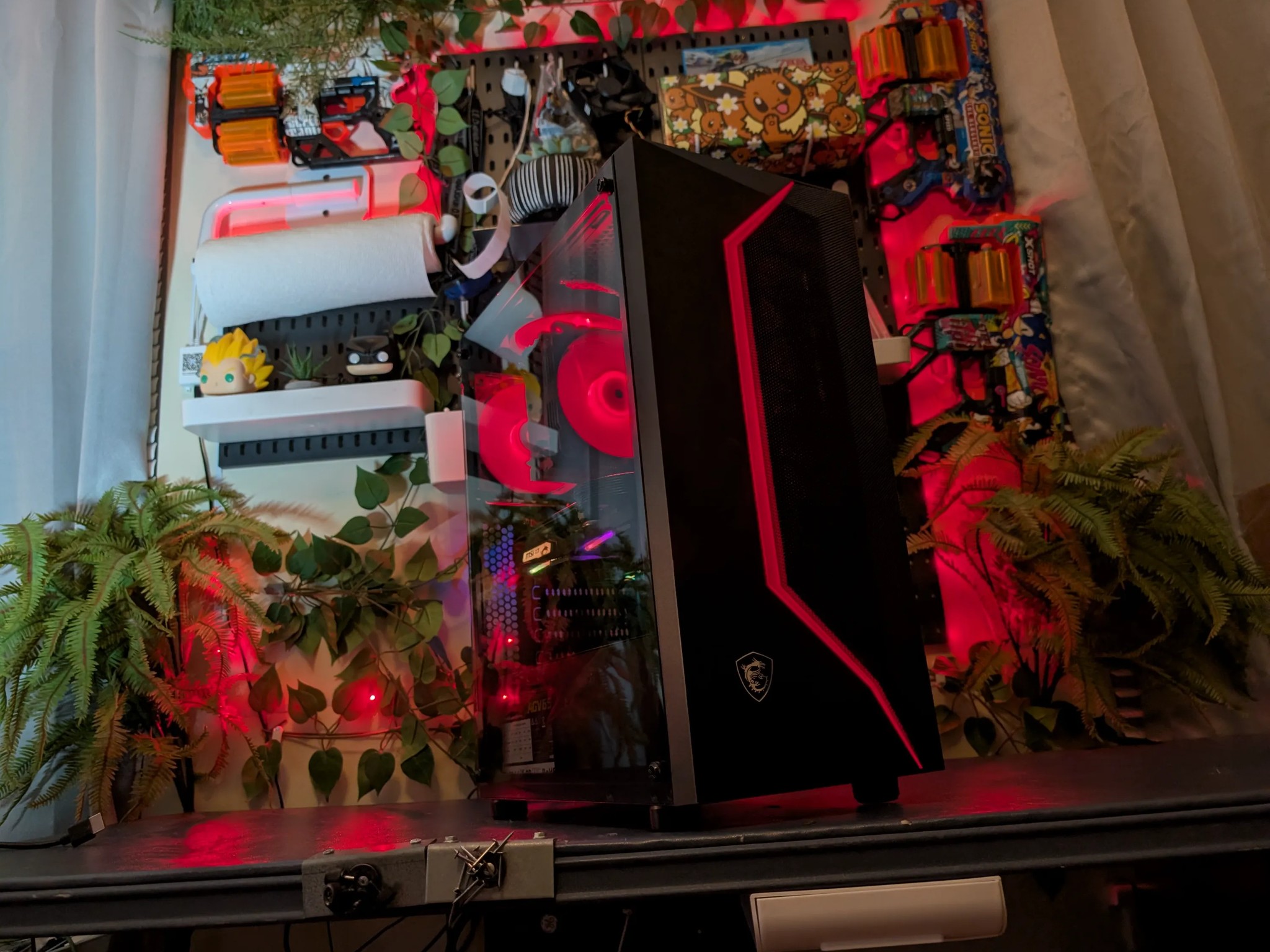 GTX 1660 Super / Ryzen 5 5500 / 16GB DDR4 3600MHz / 1TB NVMe / WiFi / RGB