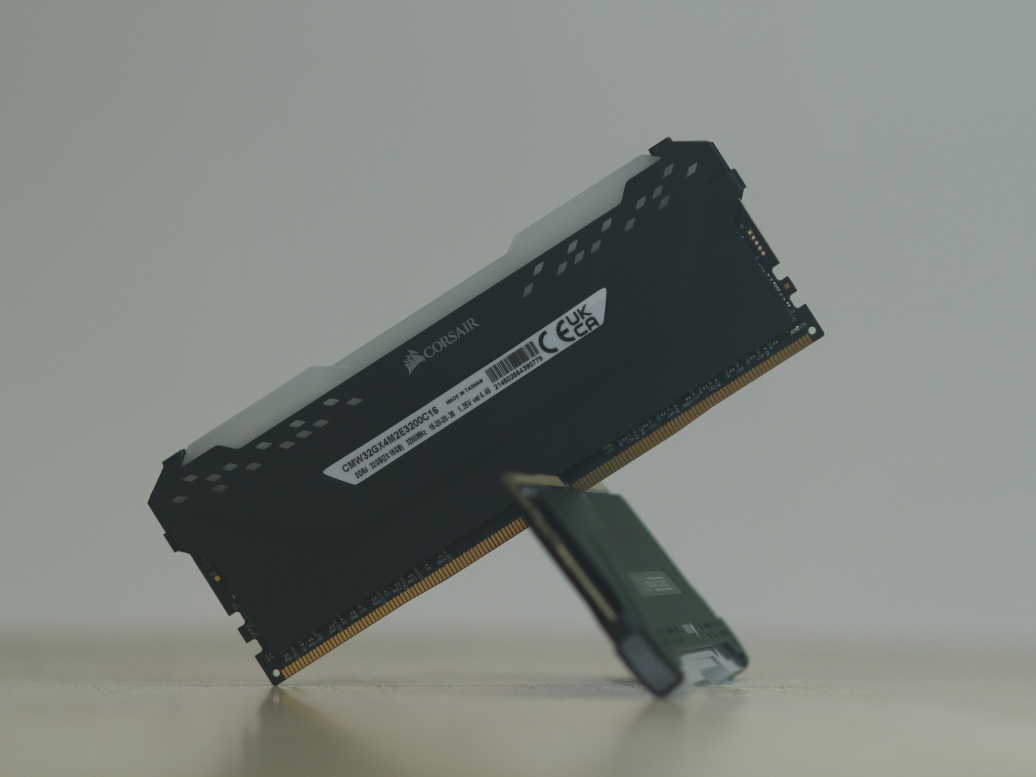 Corsair Vengeance RGB PRO DDR4 32GB (2x16gb) 3200mhz CL16