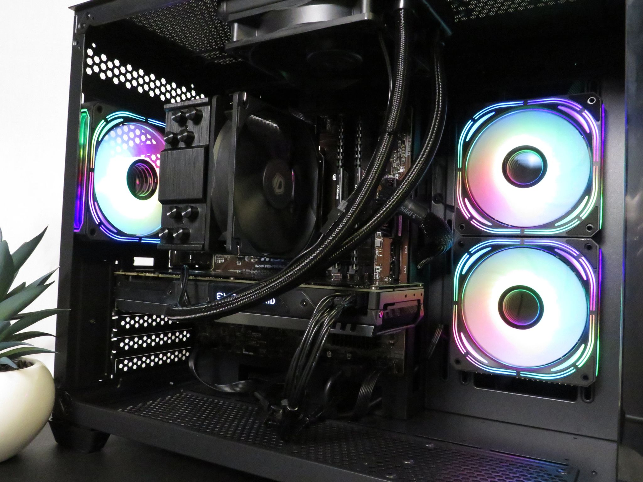 Water cooled GPU! Ryzen 5 3600 + EVGA Hybrid GTX 1080 + 16 GB DDR4 + 1TB NVME