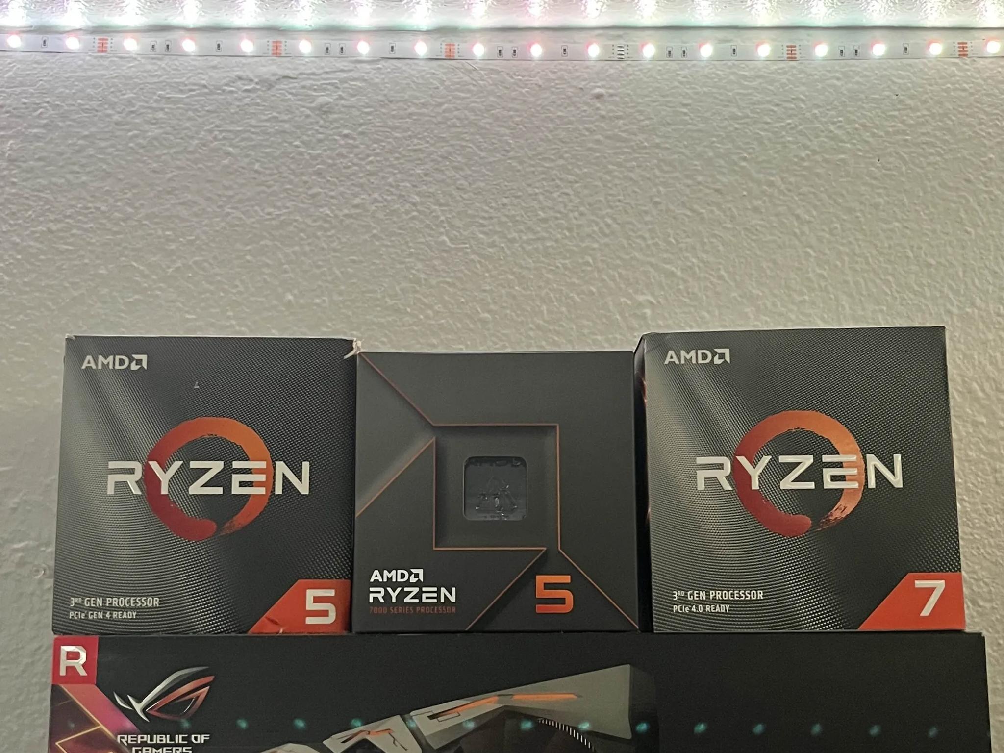 2x NIB Wraith Stealth and 1X NIB Wraith Spire CPU Coolers from in box R5 3600, R5 7600, and R7 3700x