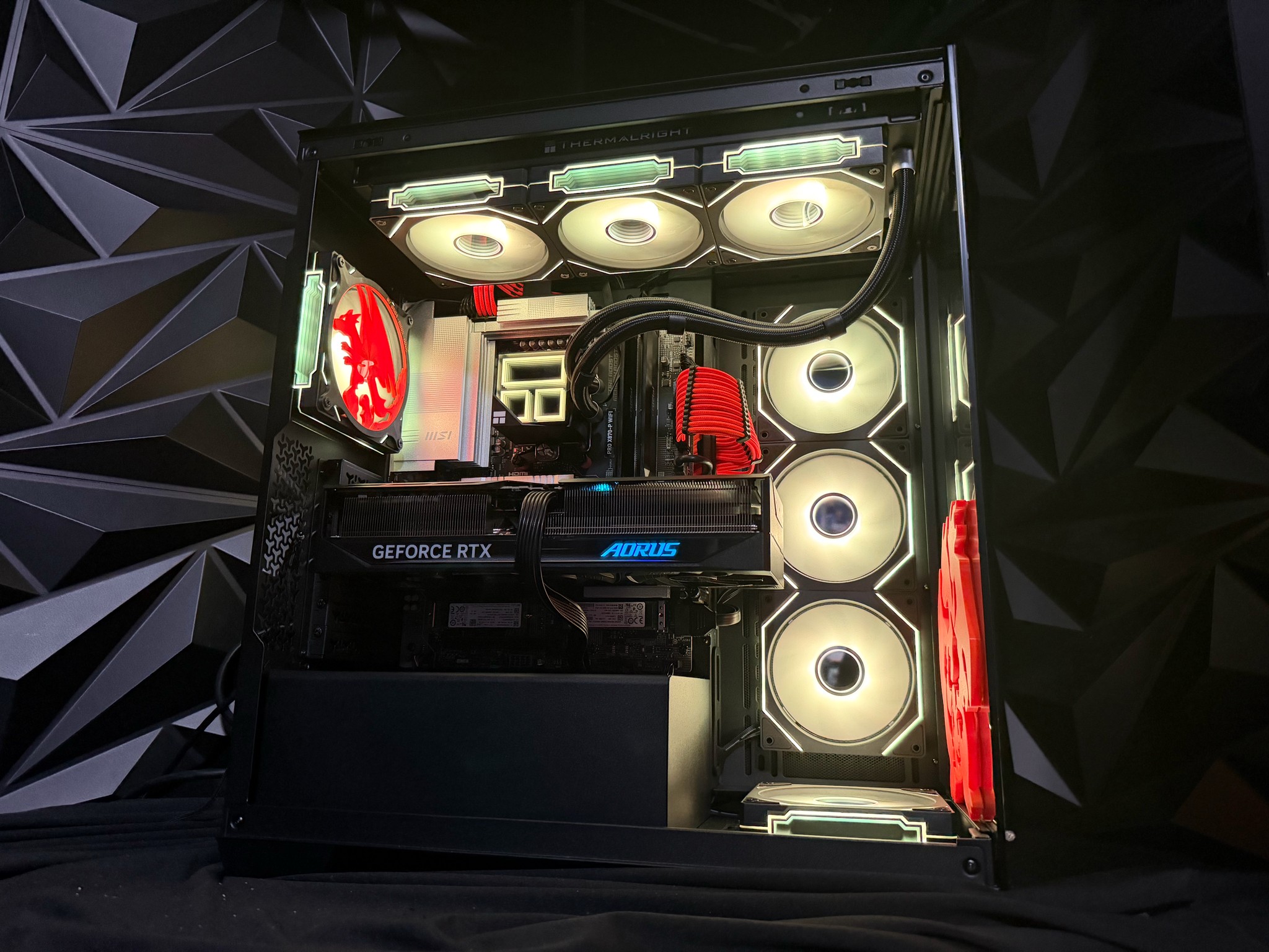 🔥🧡 PRIZM ZARD🧡🔥  Ryzen 9 7900X| RTX 5070| 32 GB DDR5| 2.5 TB NVMe| 850W PSU