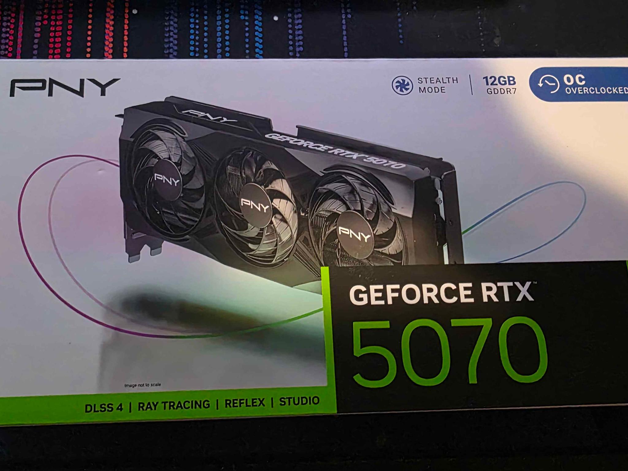 PNY VERTO GeForce RTX 5070 - Image 2