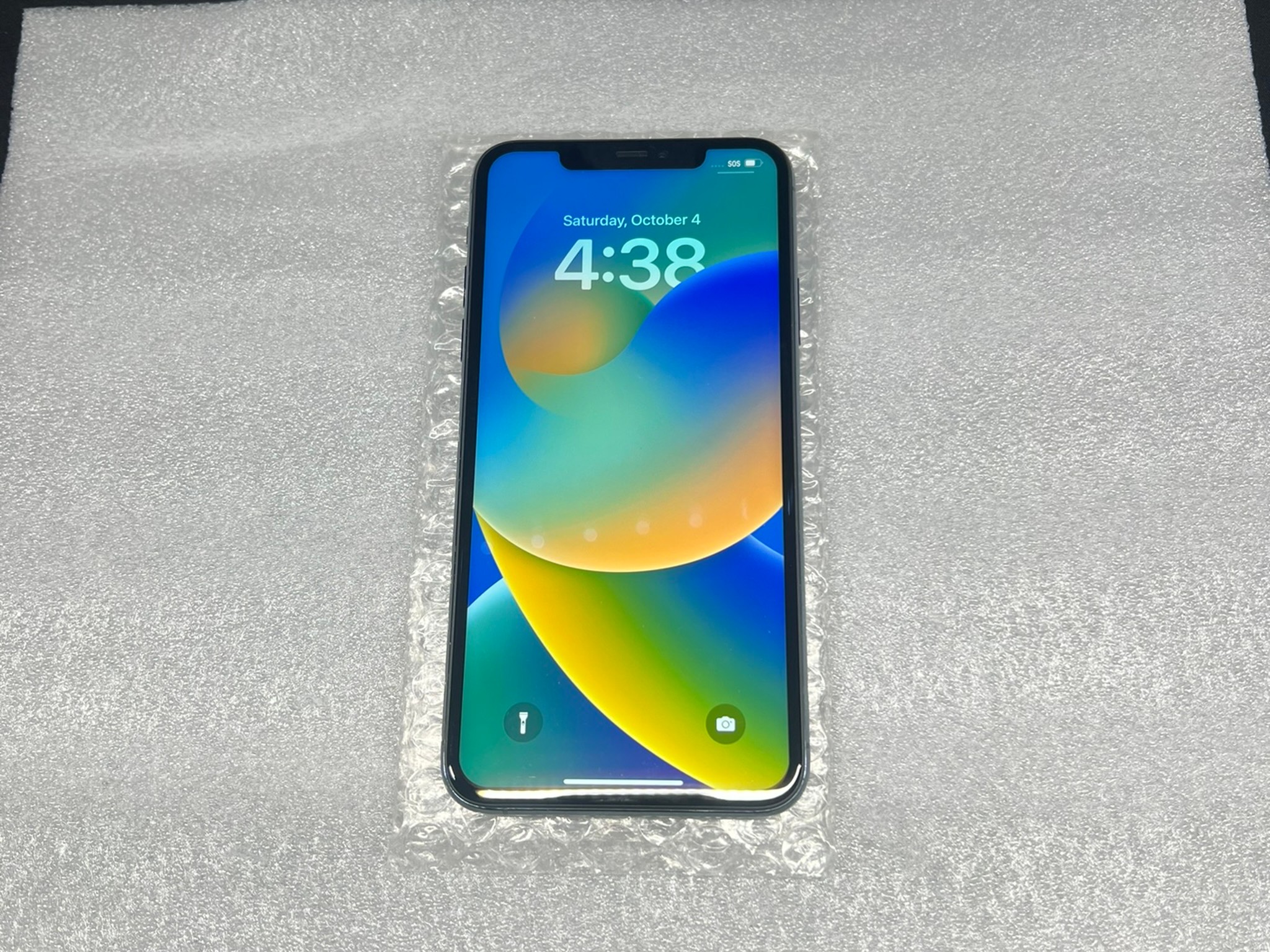 Apple iPhone 11 Pro Max – Unlocked – 64 GB – Midnight Green