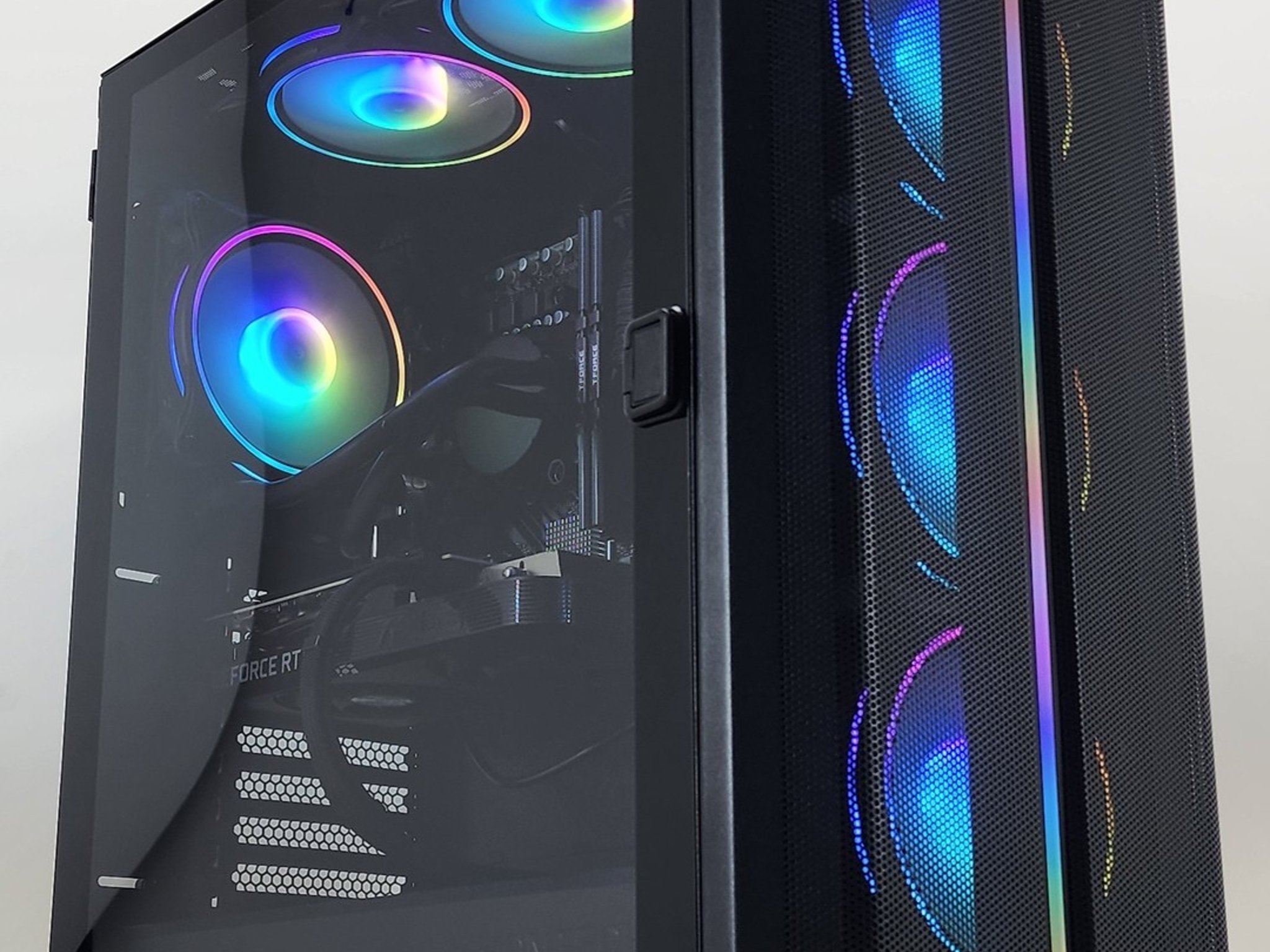 Gaming PC i5-12600KF 32GB RAM 1TB SSD RTX 3070 8GB Windows 11 PC