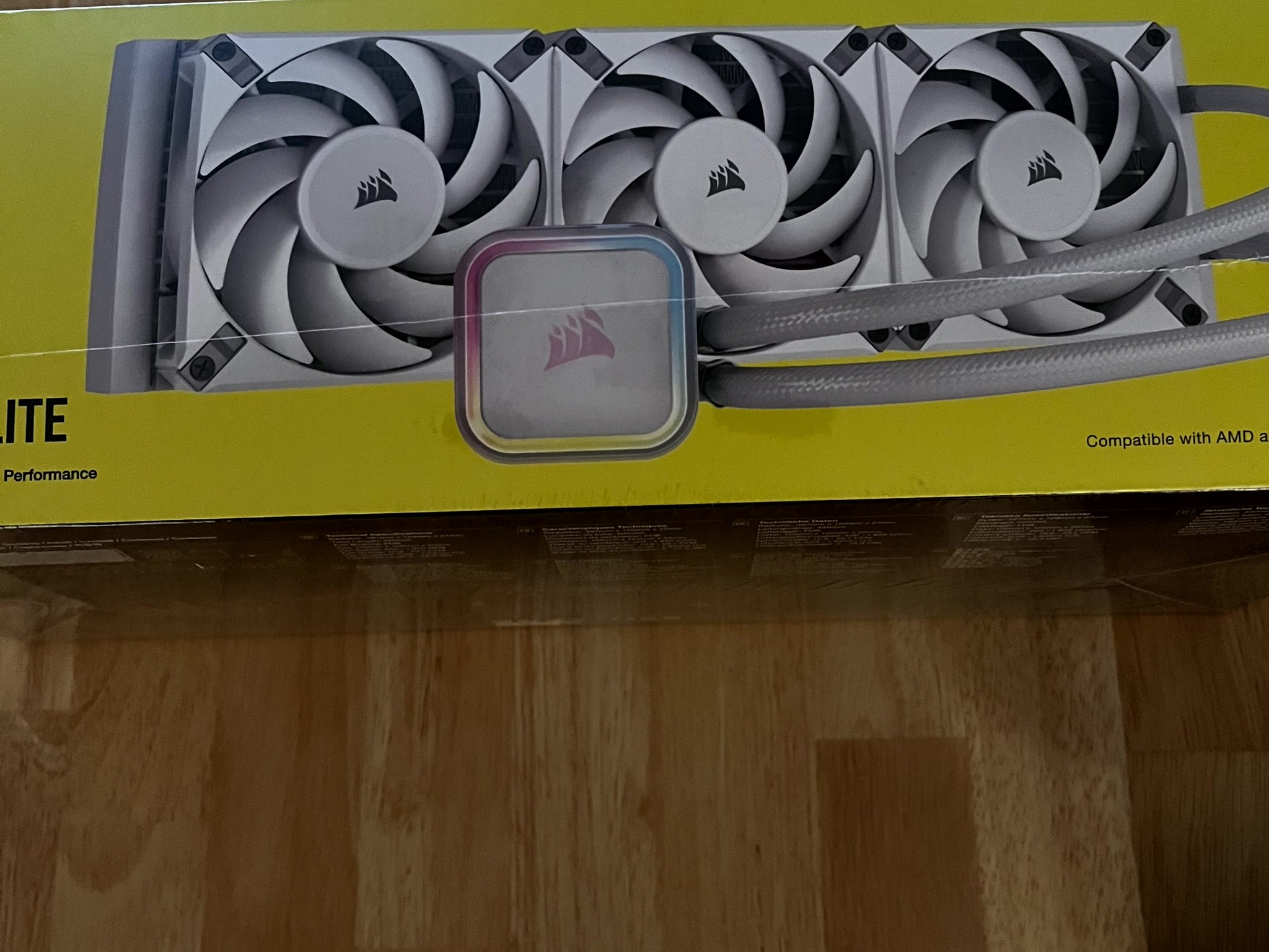 **WHITE** Corsair iCue H150i RGB Elite | AF120 RGB Elite fan 3-pack