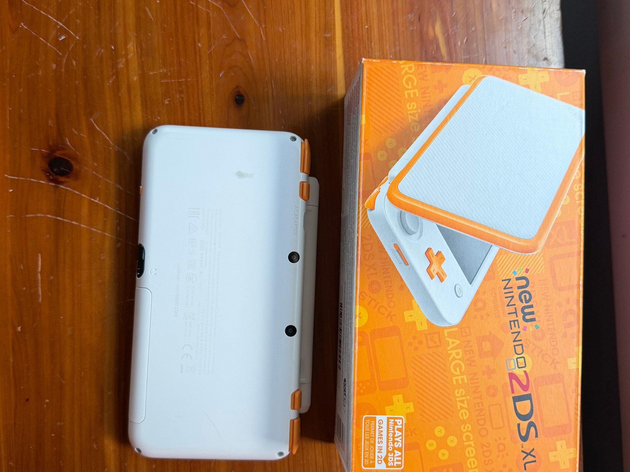 New 2DS XL Orange