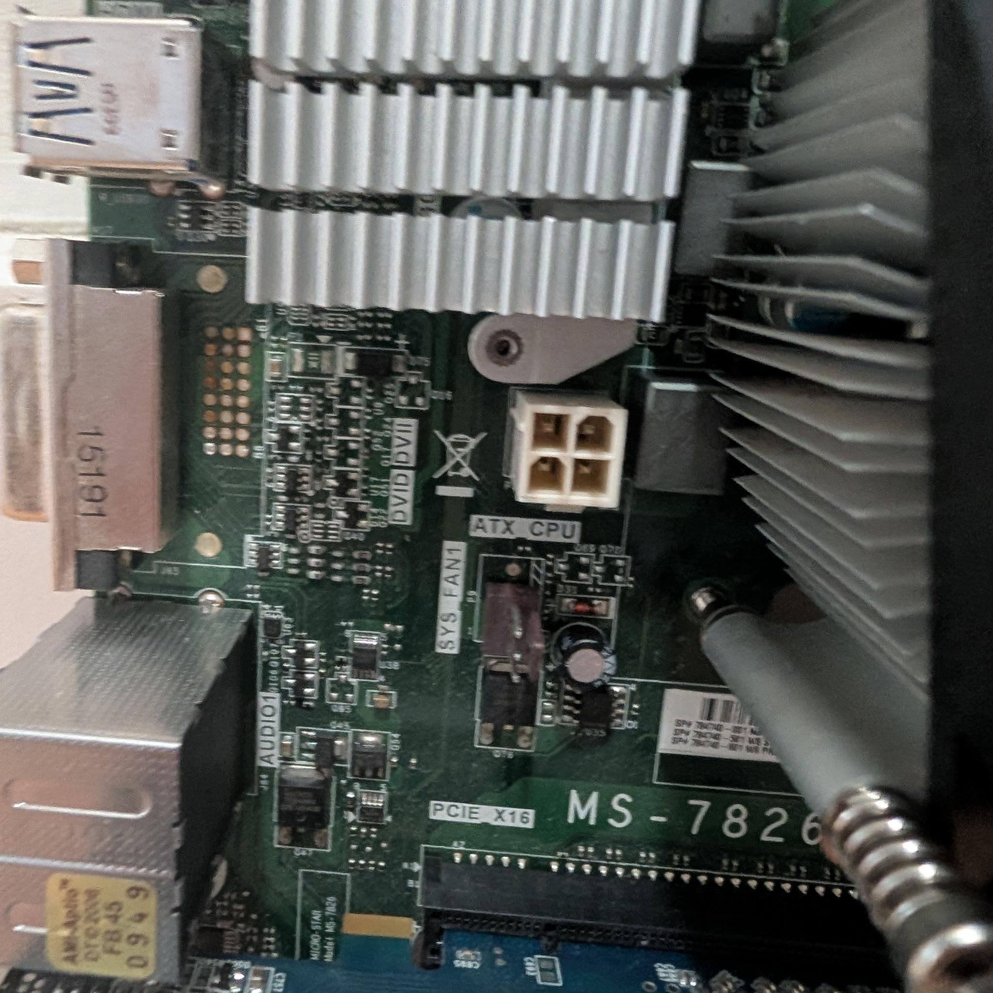 Motherboard Combo| LGA 1150 | I3 4130 | 8GB | GeForce 6500 | USB 3.0 expansion |