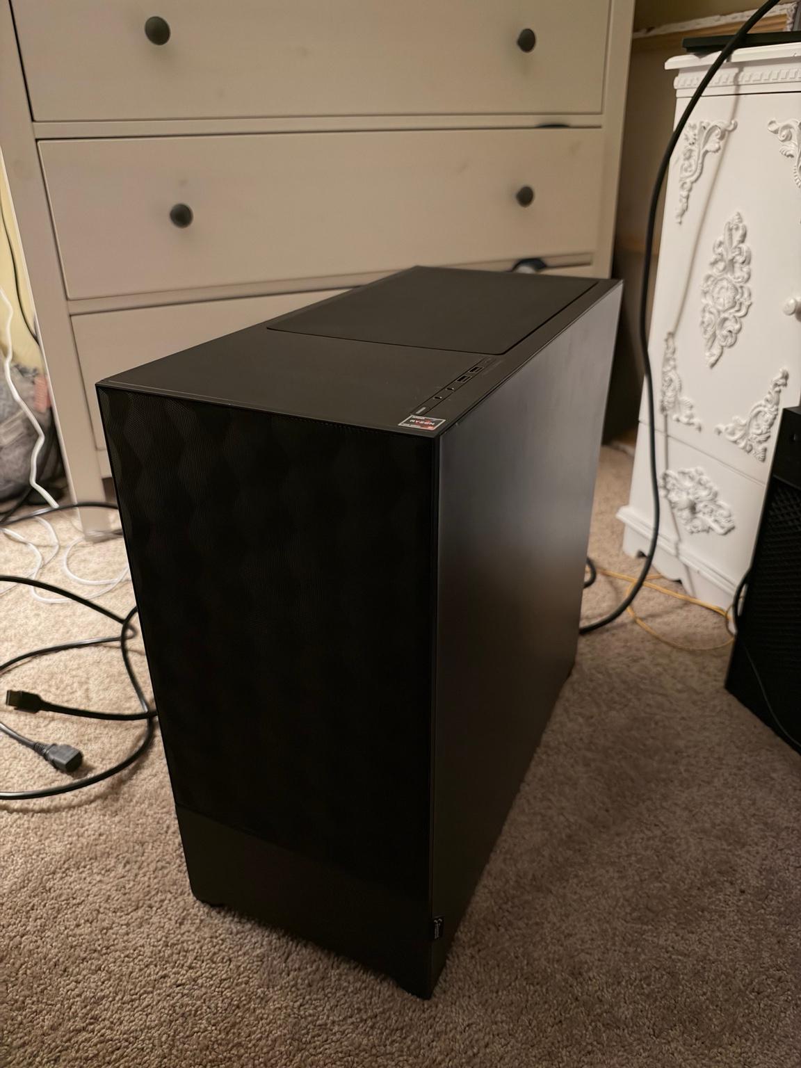 HIGH-END GAMING PC —  Ryzen 5 7600X3D + RX 9060 XT 16GB | 32GB DDR5-6400