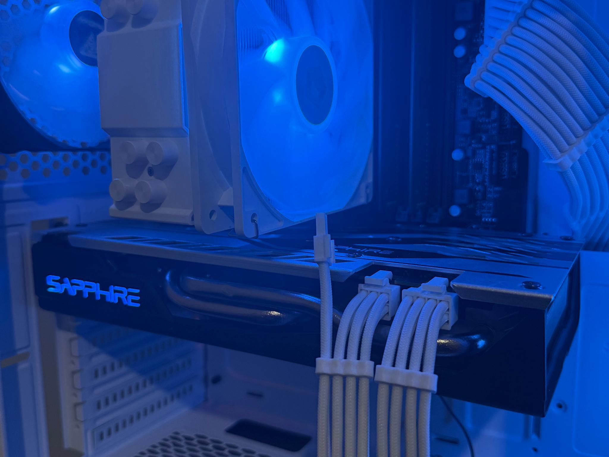 ❄️ White Phantom Gaming PC ❄️ | Intel i5 | Sapphire RX 580 4GB | 16GB DDR4 |