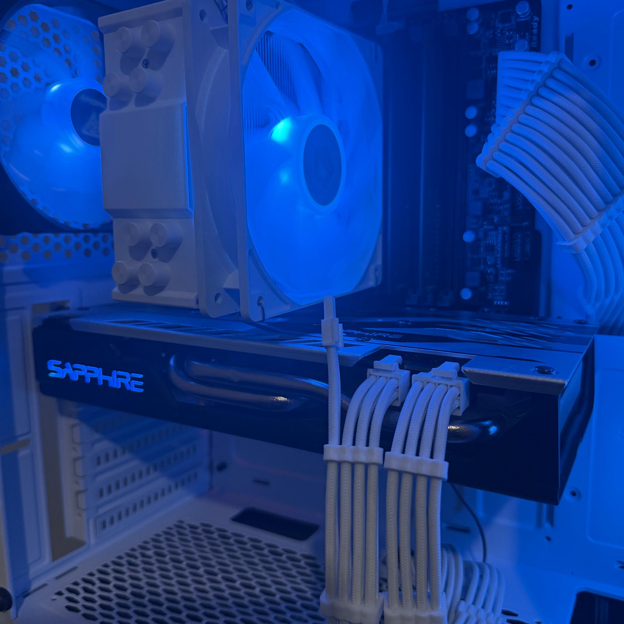 ❄️ White Phantom Gaming PC ❄️ | Intel i5 | Sapphire RX 580 4GB | 16GB DDR4 |