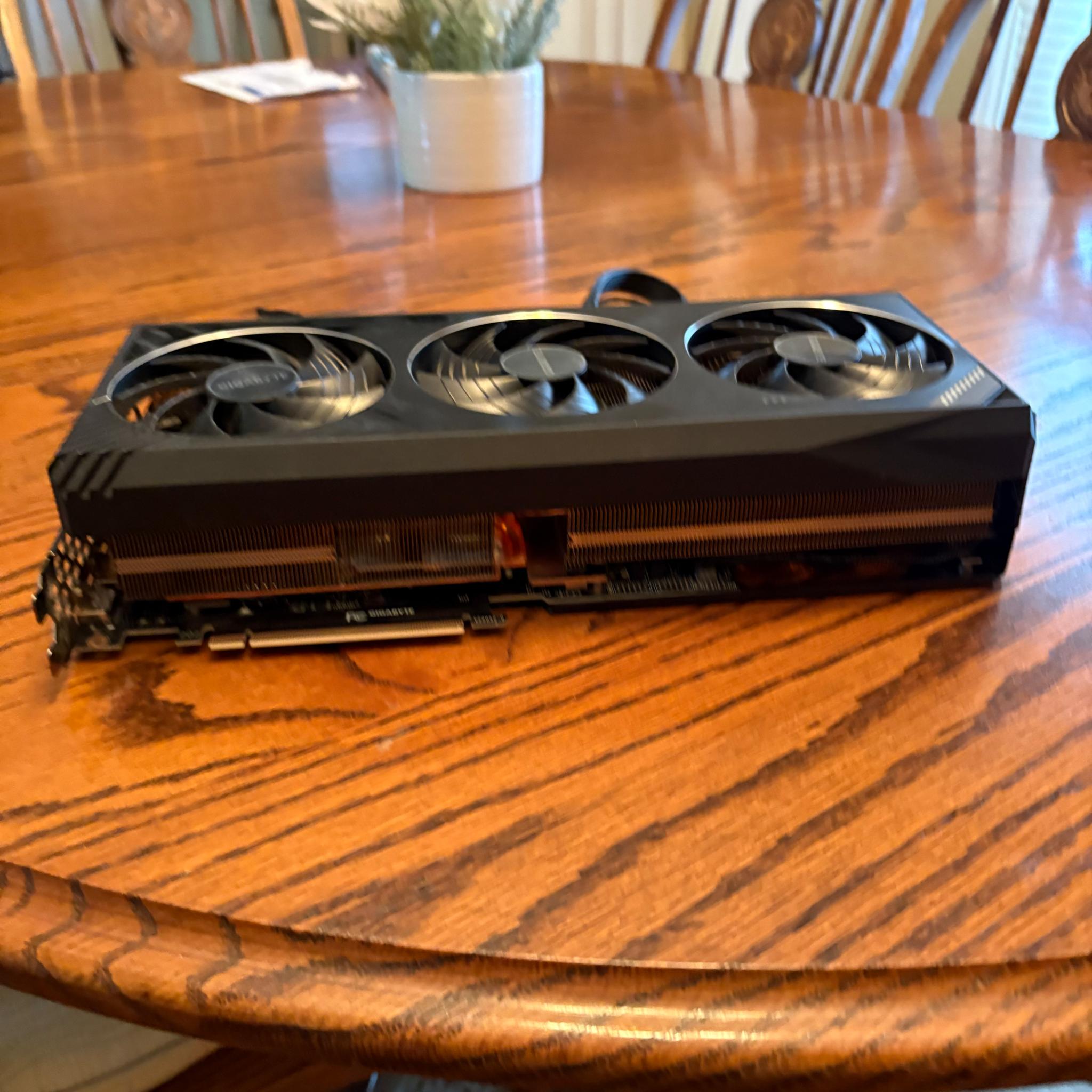 Gigabyte 4090 no box