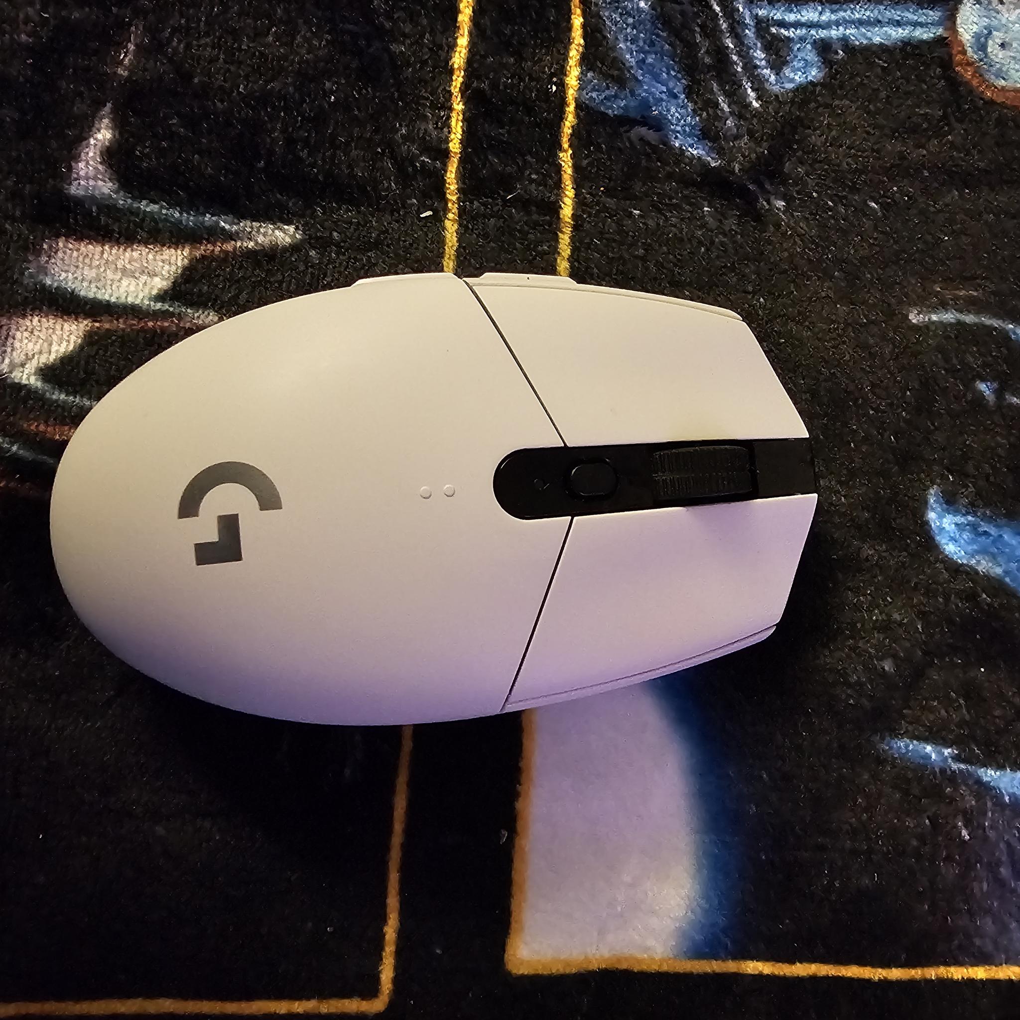 G305 Logitech Light speed mouse