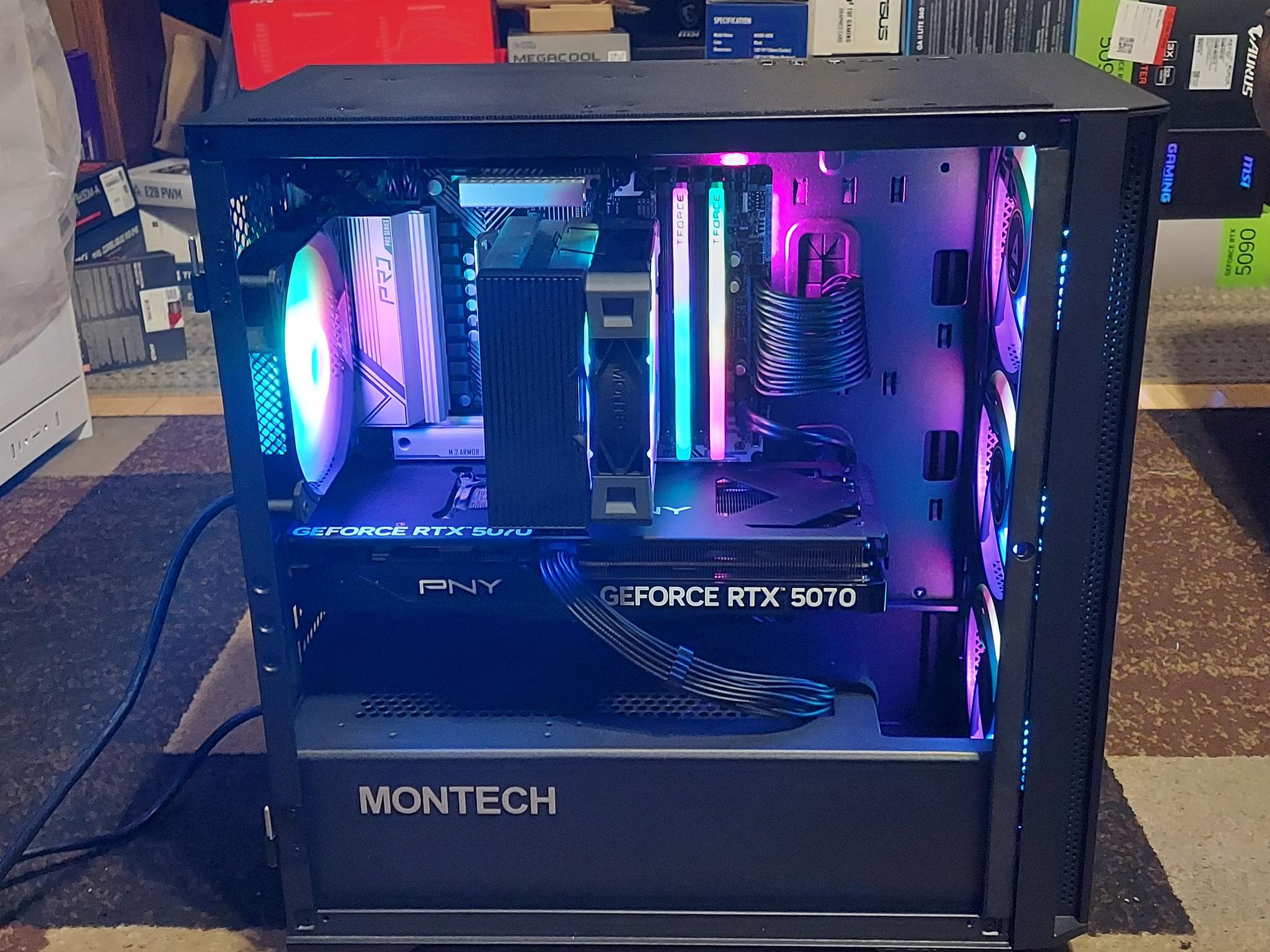 7600X/RTX 5070 Gaming PC