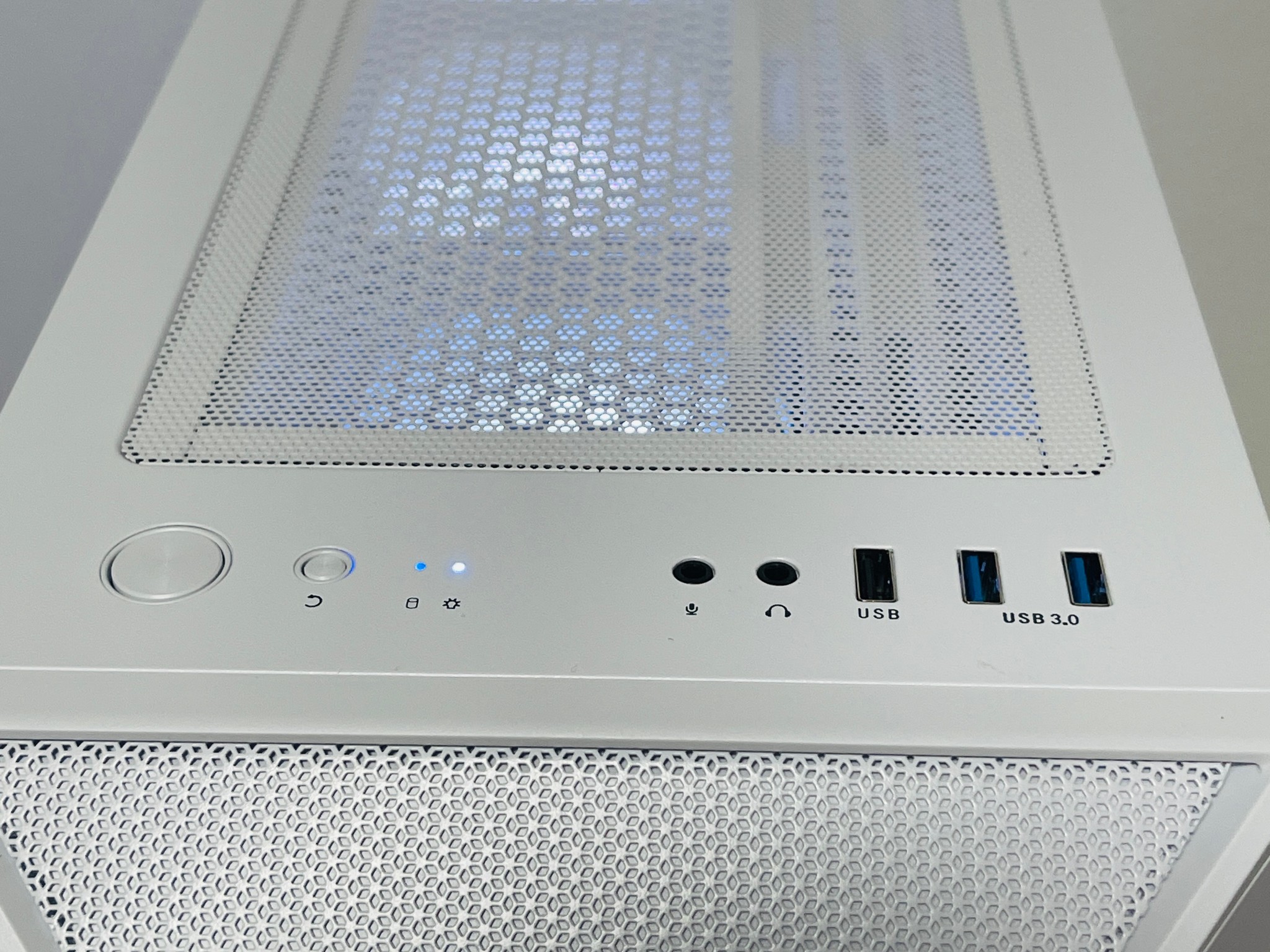 RTX 4070 12GB | Ryzen 7 5700X | 32GB DDR4 | 1TB NVME M2 SSD | Win11 | WIFI+BT | Custom Gaming PC