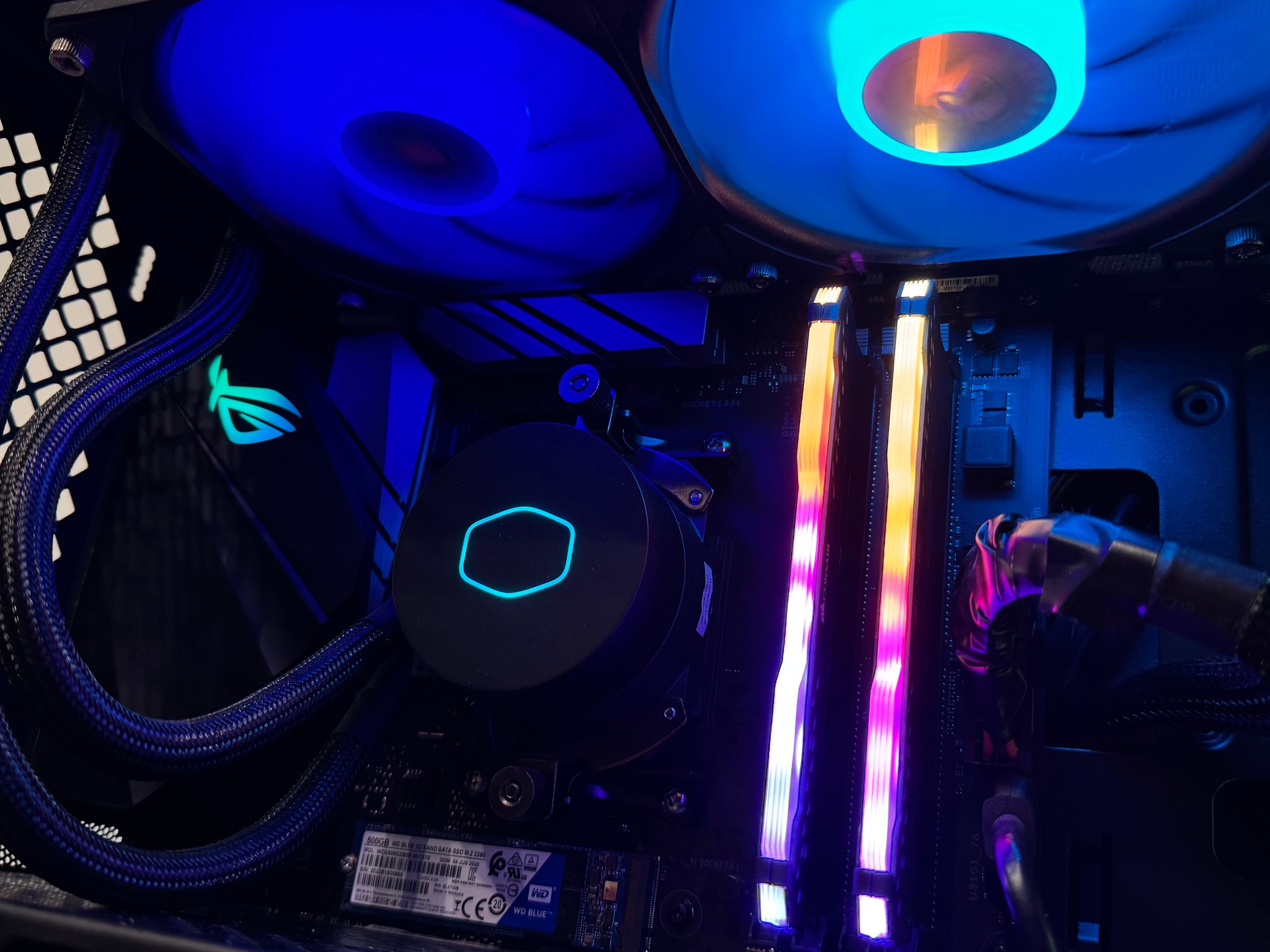 "AERO" | XFX RX 580 | Ryzen 5 2600x | 16GB DDR4 | 512GB SSD + 1TB HDD