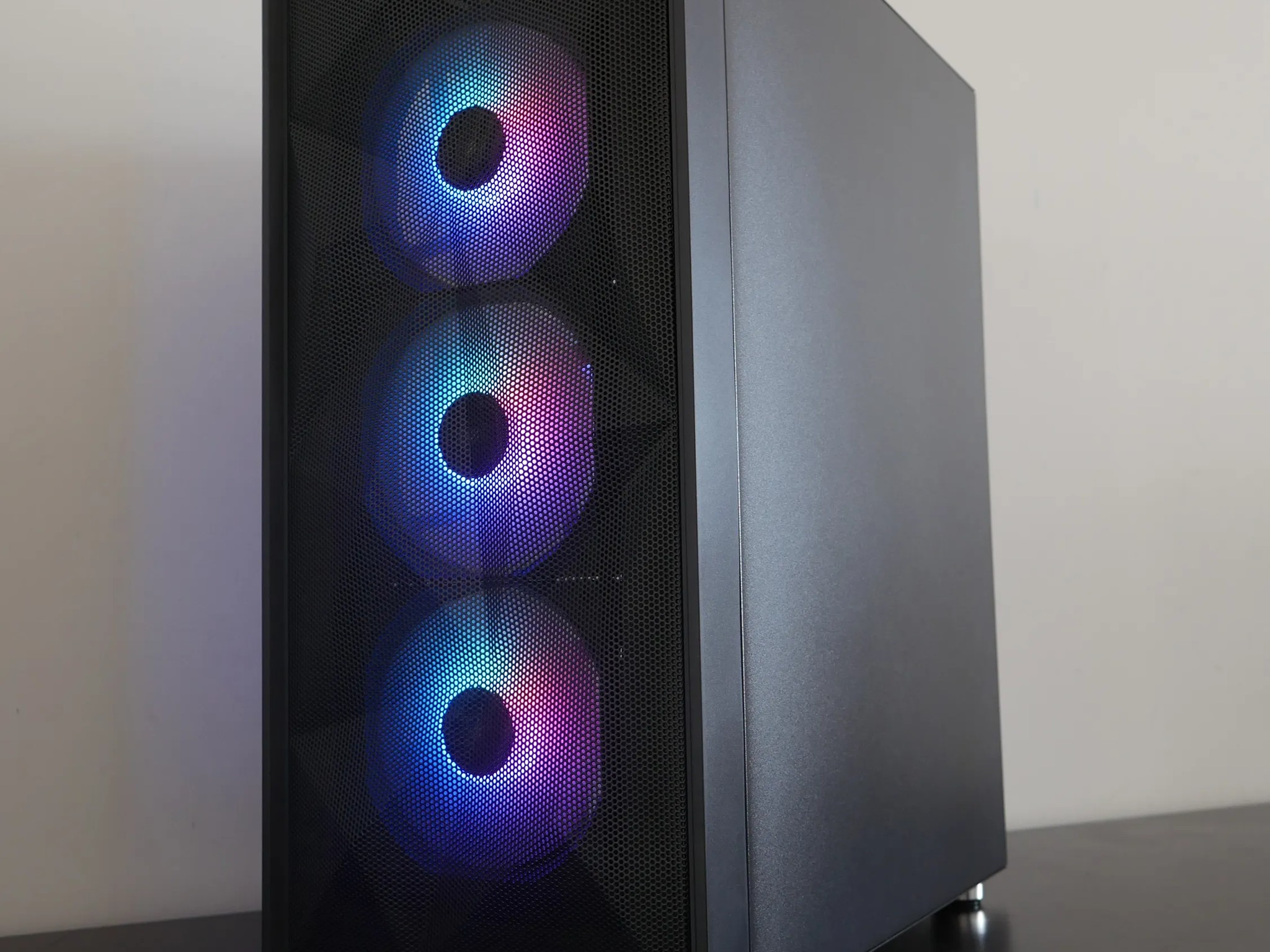 Gaming Computer PC Ryzen 5 5600G 16GB RAM 512GB NVMe SSD Vega 11 Graphics Windows 11 Pro WIFI/BT RGB