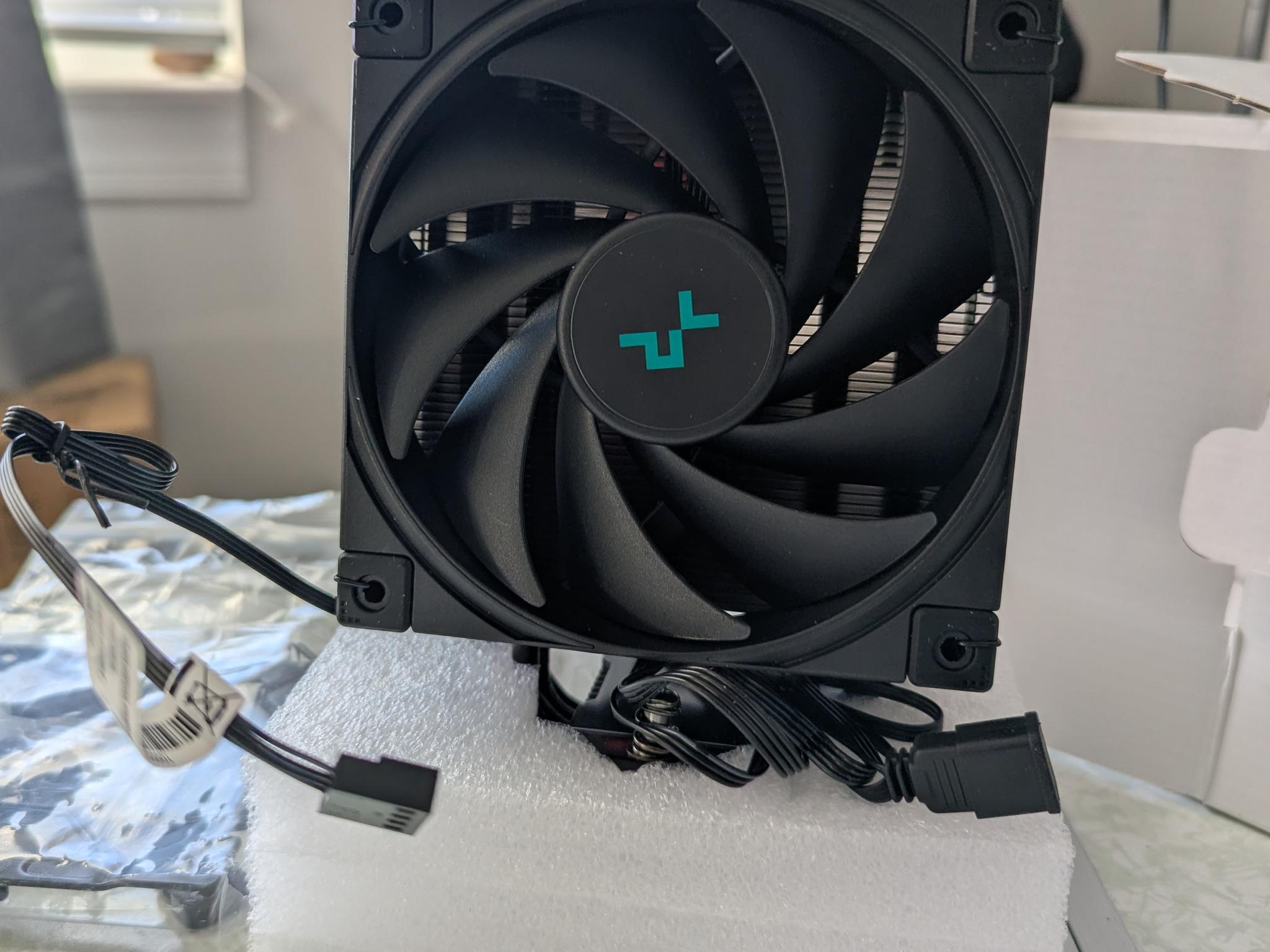 AK400 DIGITAL CPU Cooler