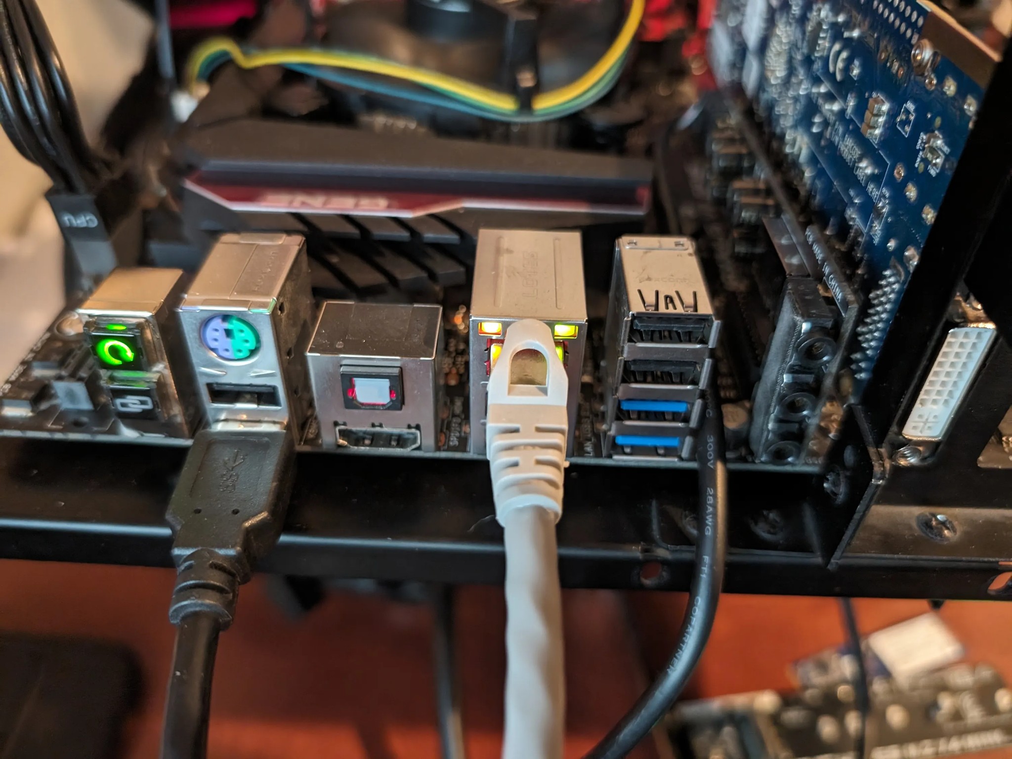 Combo: ASUS MAXIMUS VII GENE Z97 mATX Motherboard w/ Intel 4790k CPU and 32gb G.Skill 2400mhz