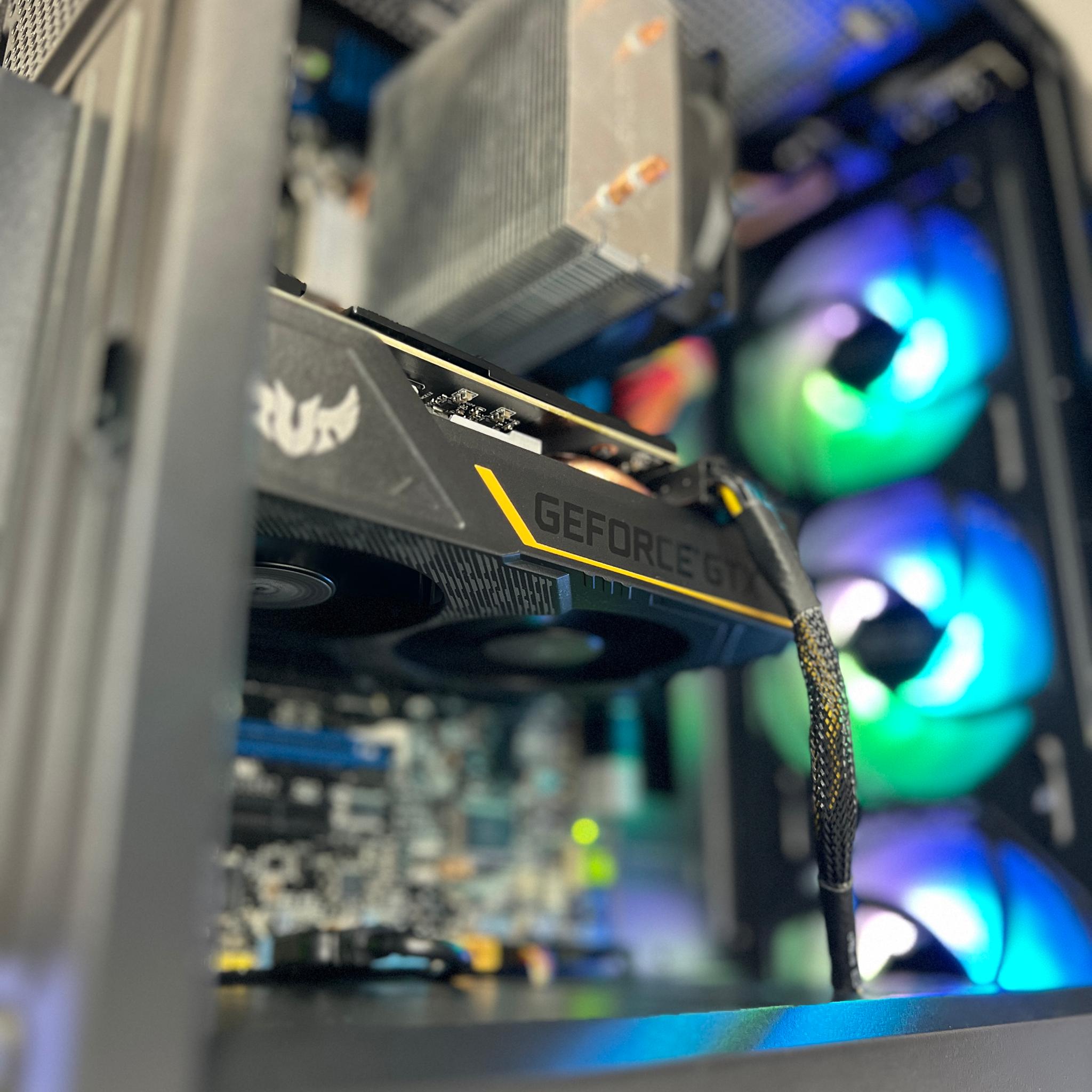 Intel Core i7, GTX 1660 SUPER, 16GB RAM - Gaming PC